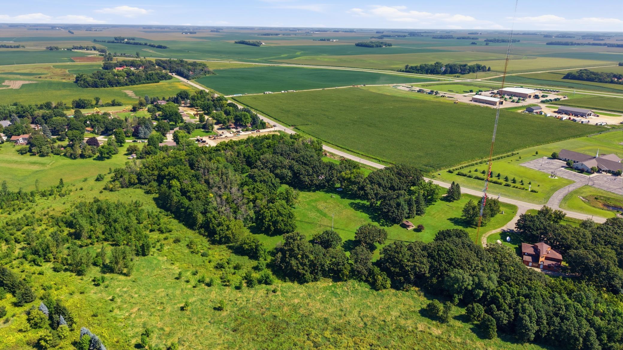 main property photo 10