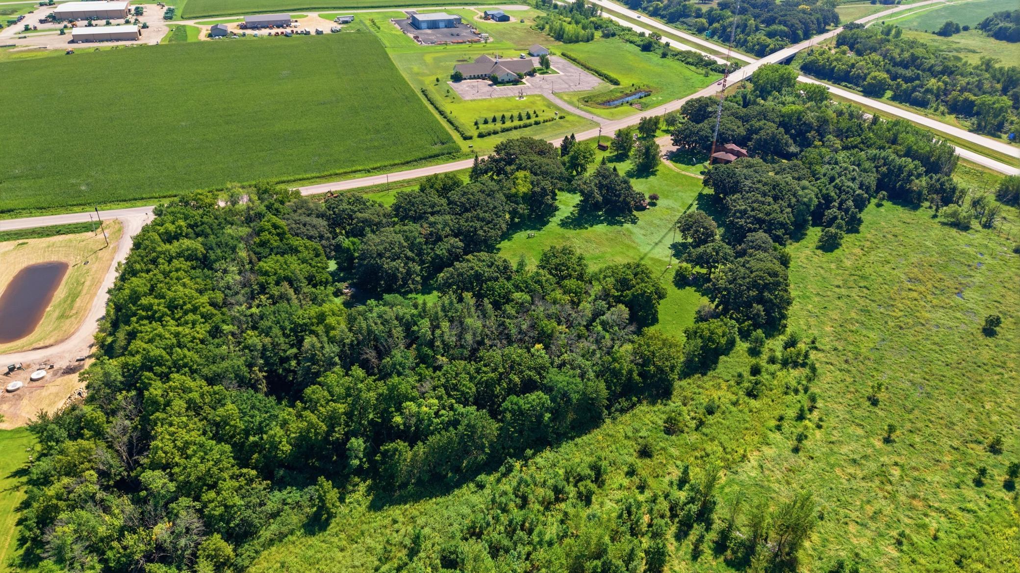 main property photo 4