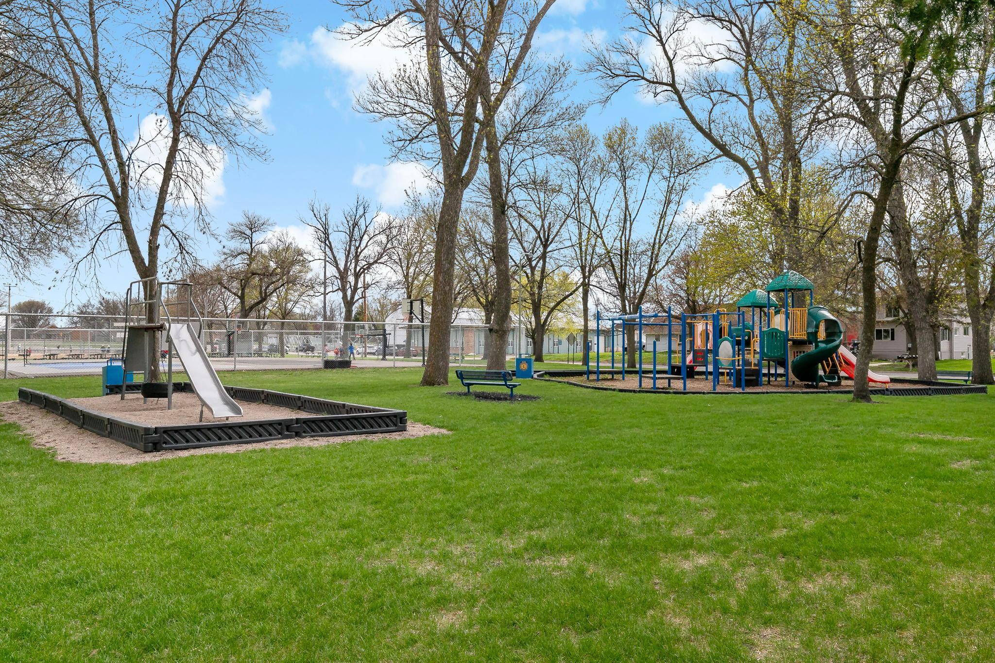main property photo 36
