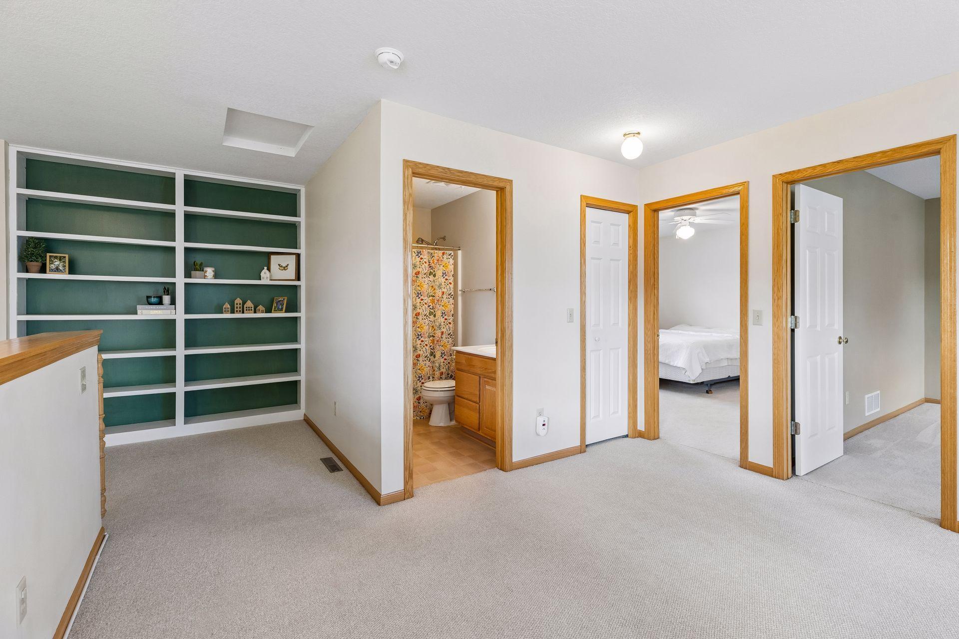 main property photo 23