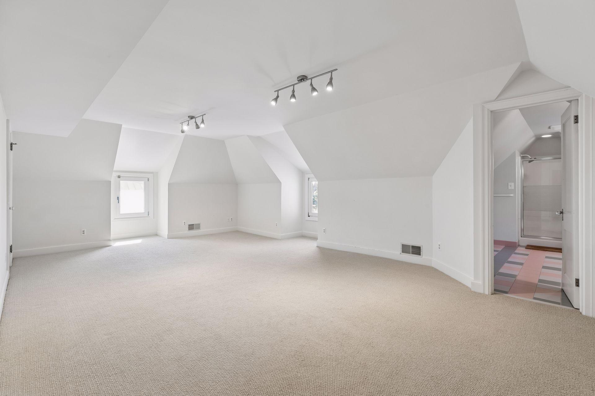 main property photo 66