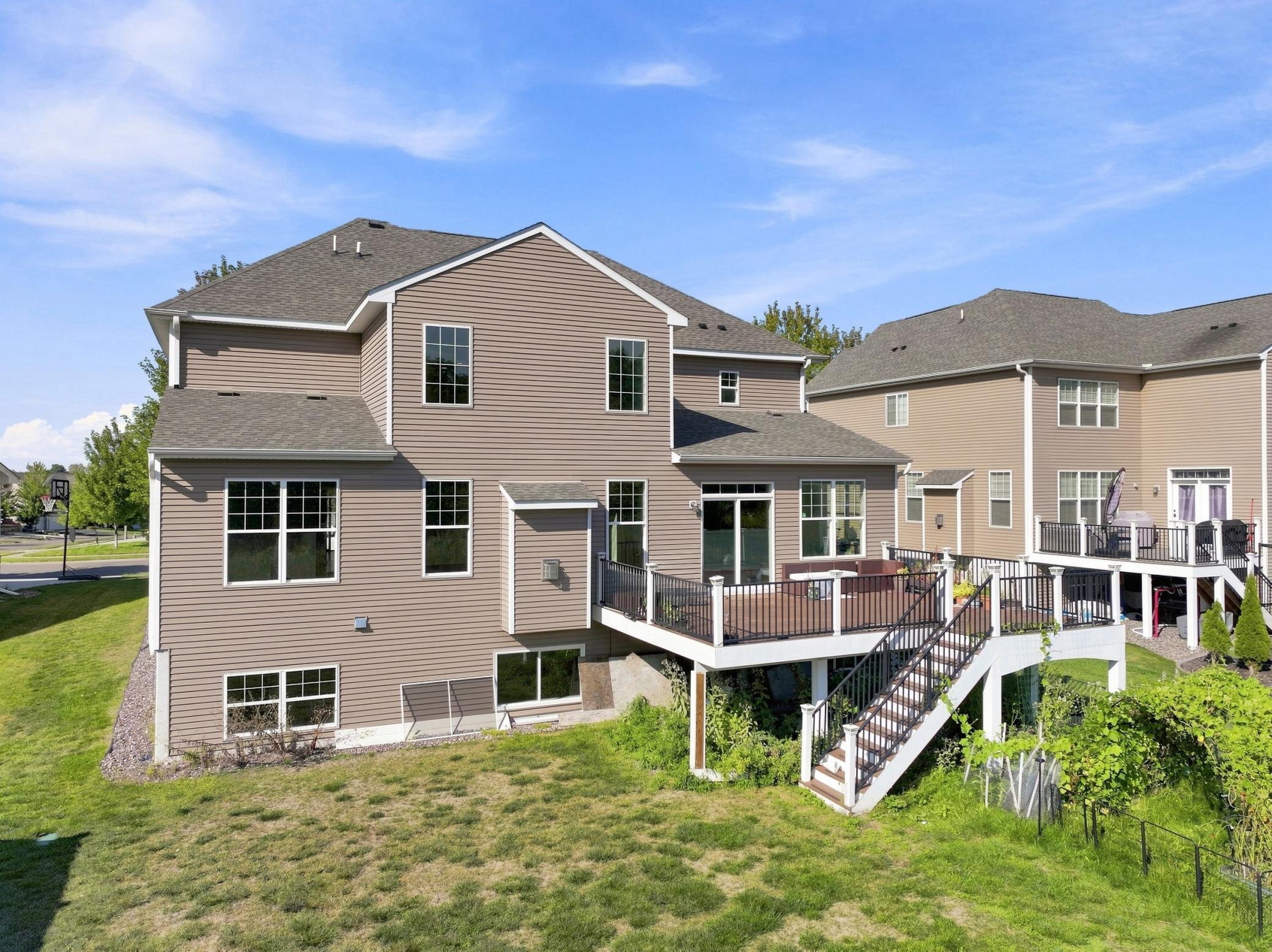 main property photo 90