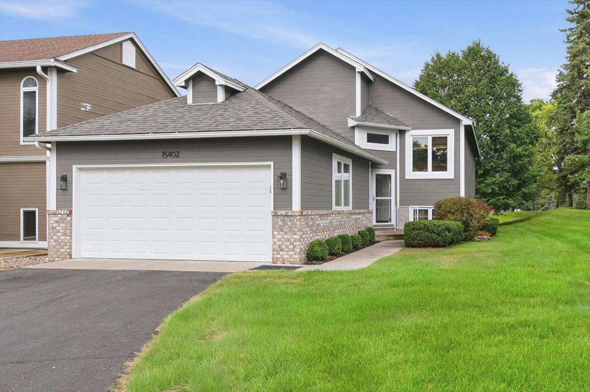 main property photo 0