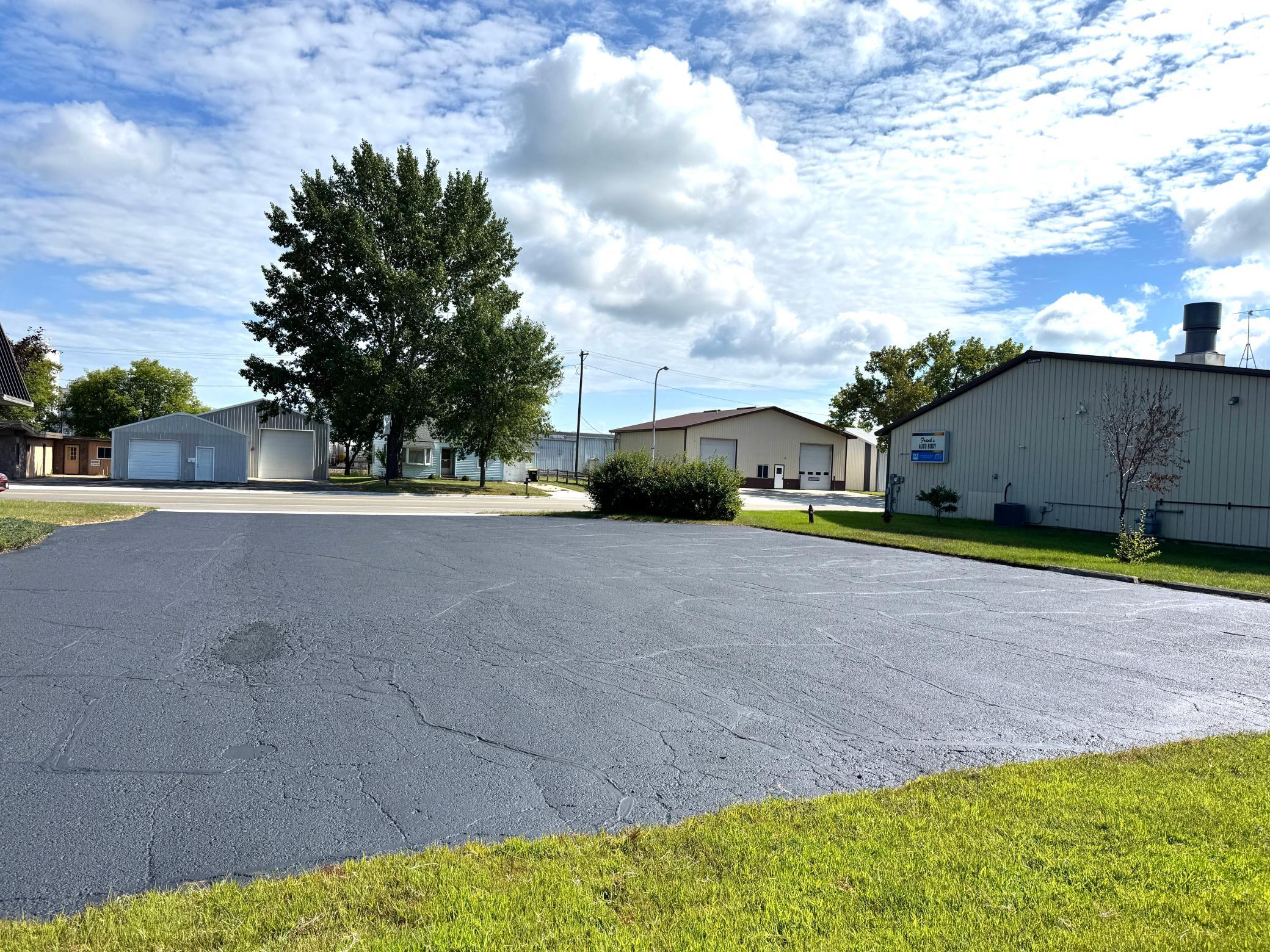 main property photo 19