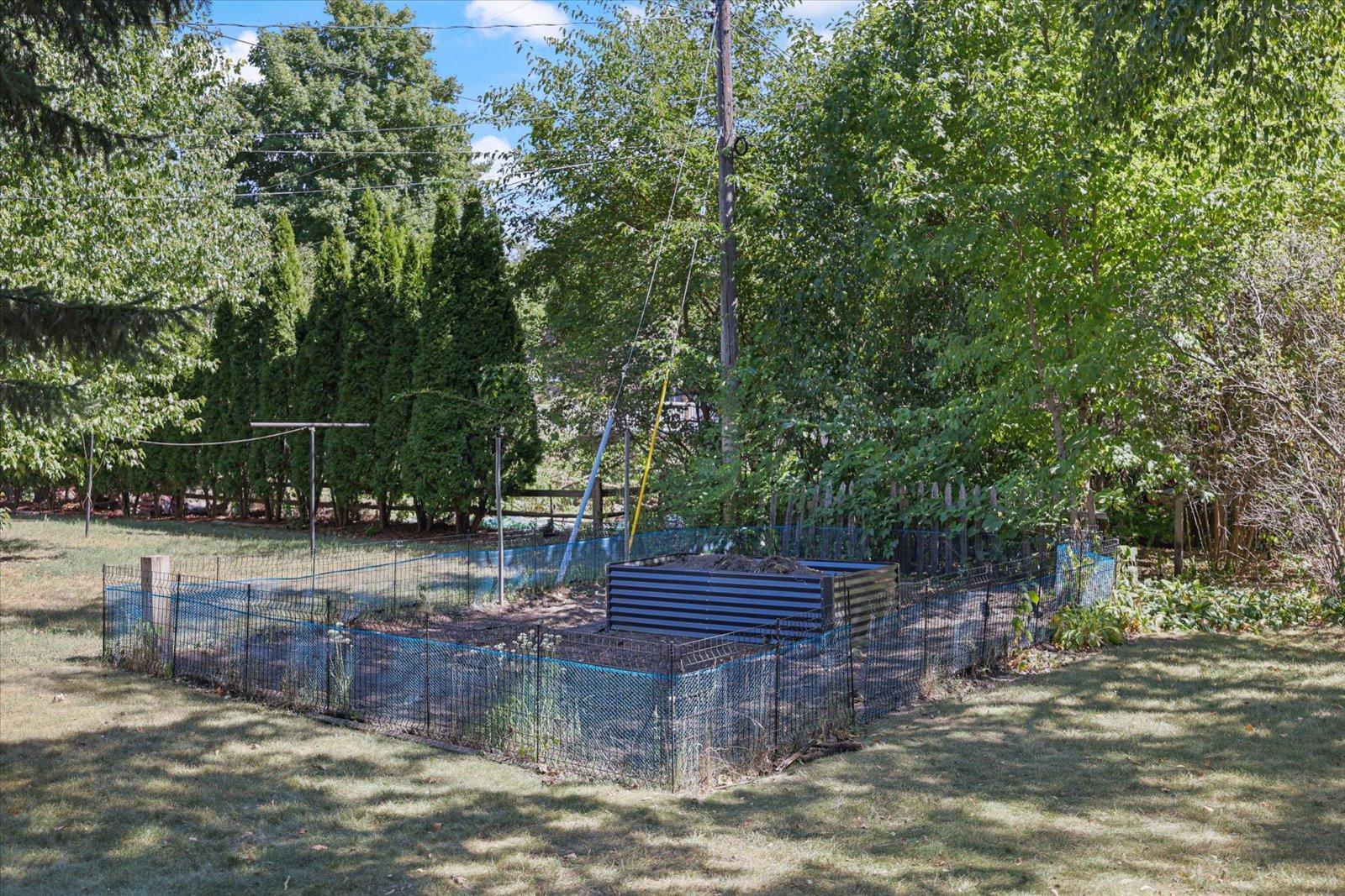 main property photo 54