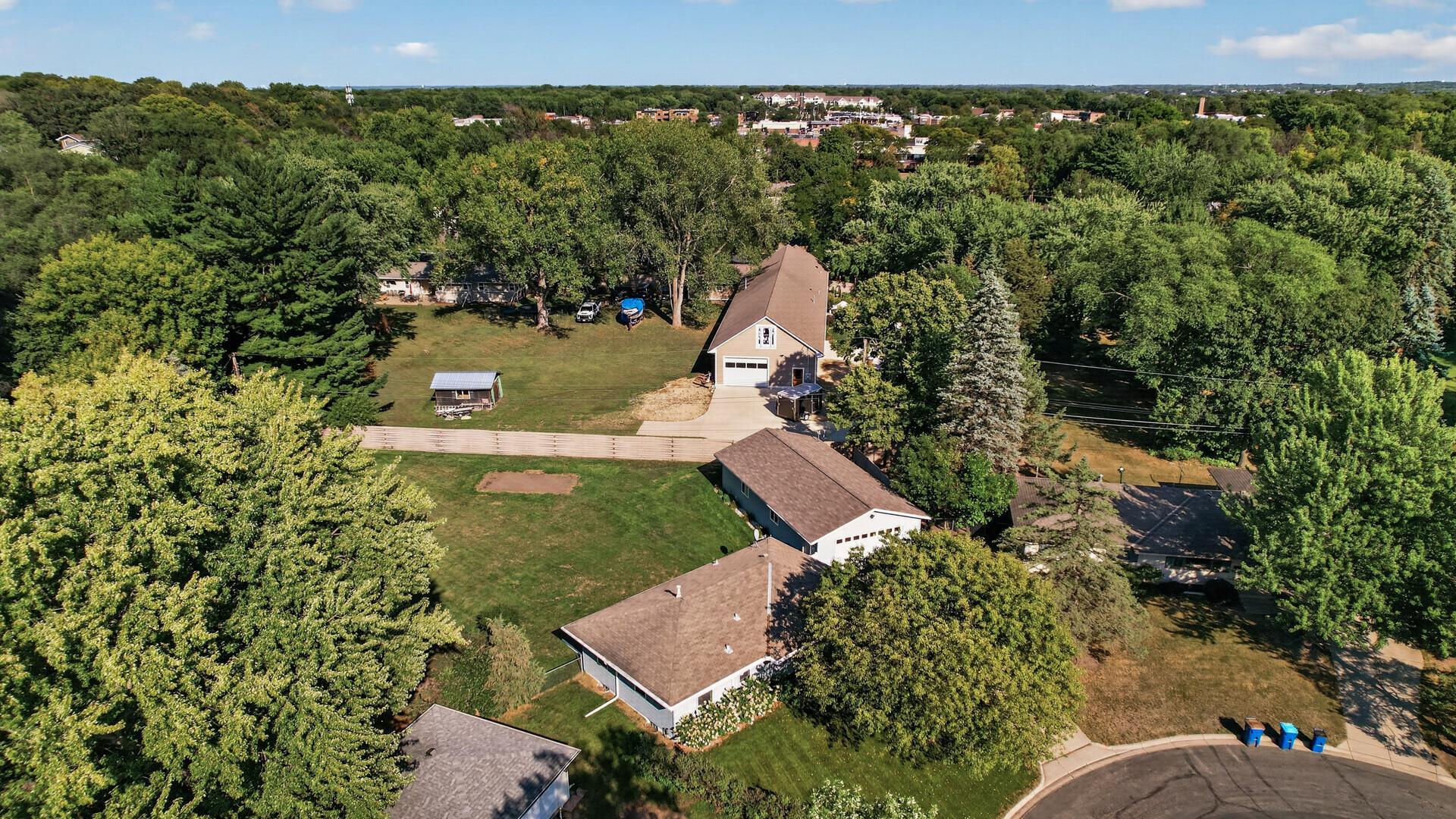 main property photo 36