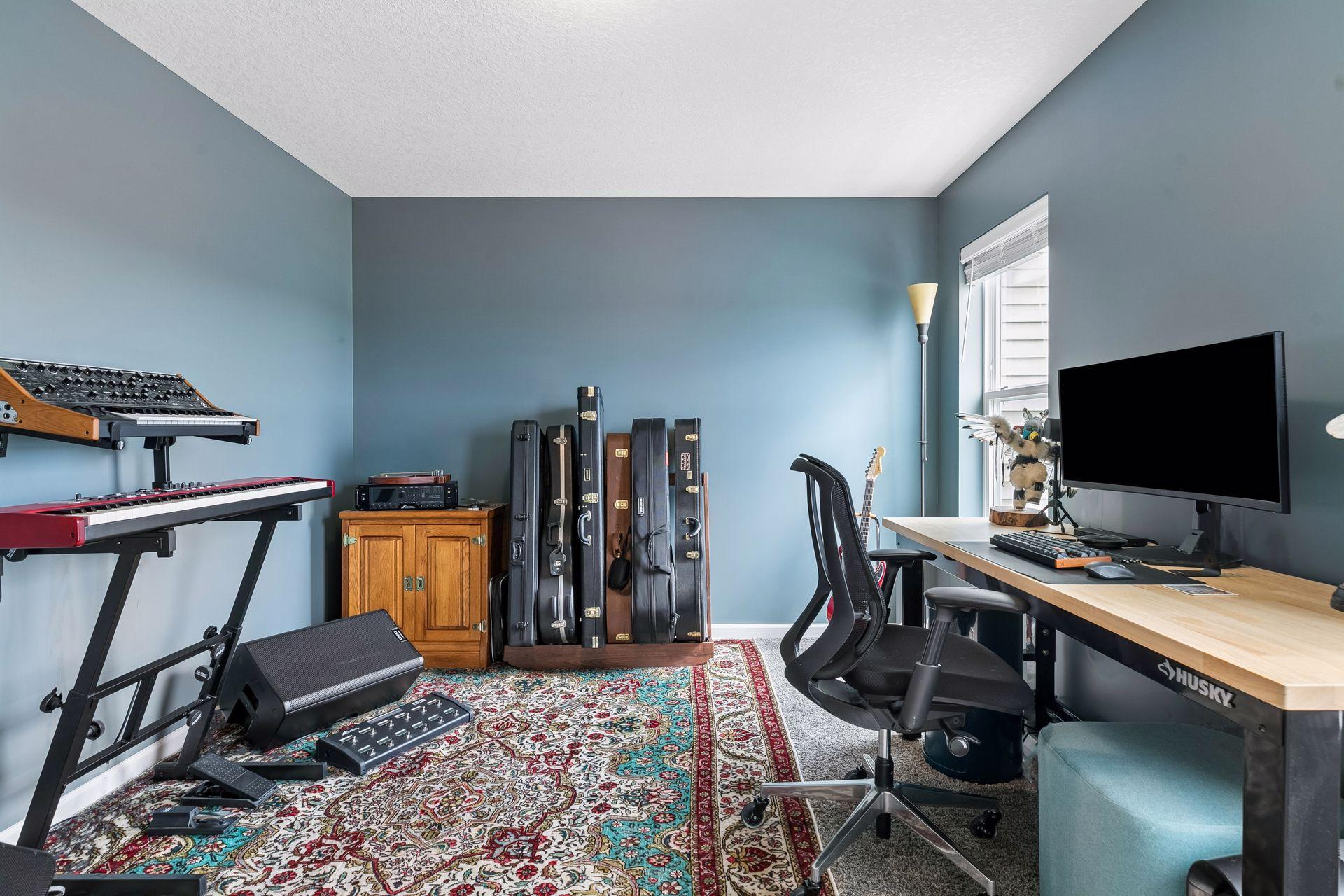 main property photo 19
