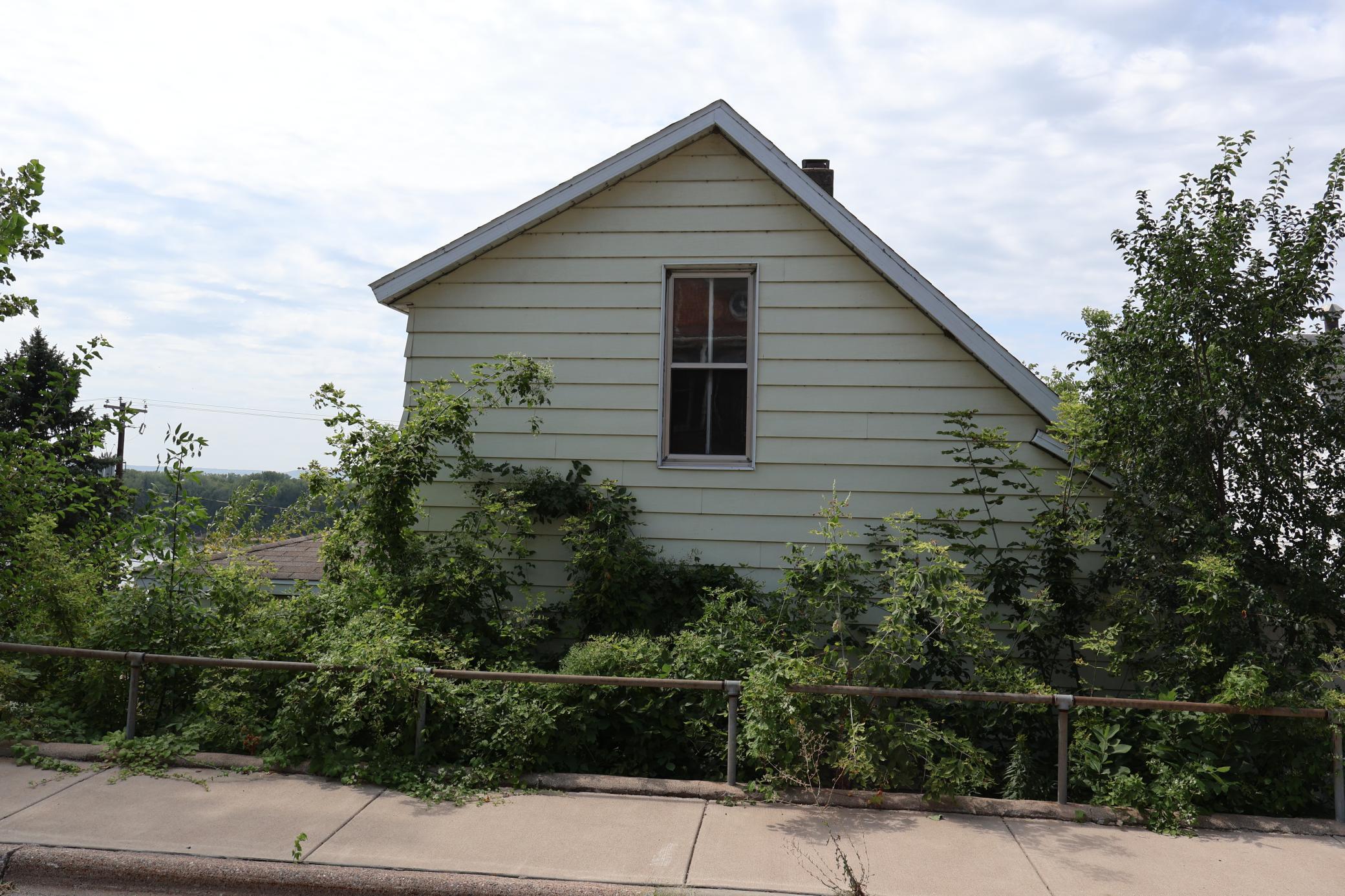 main property photo 21
