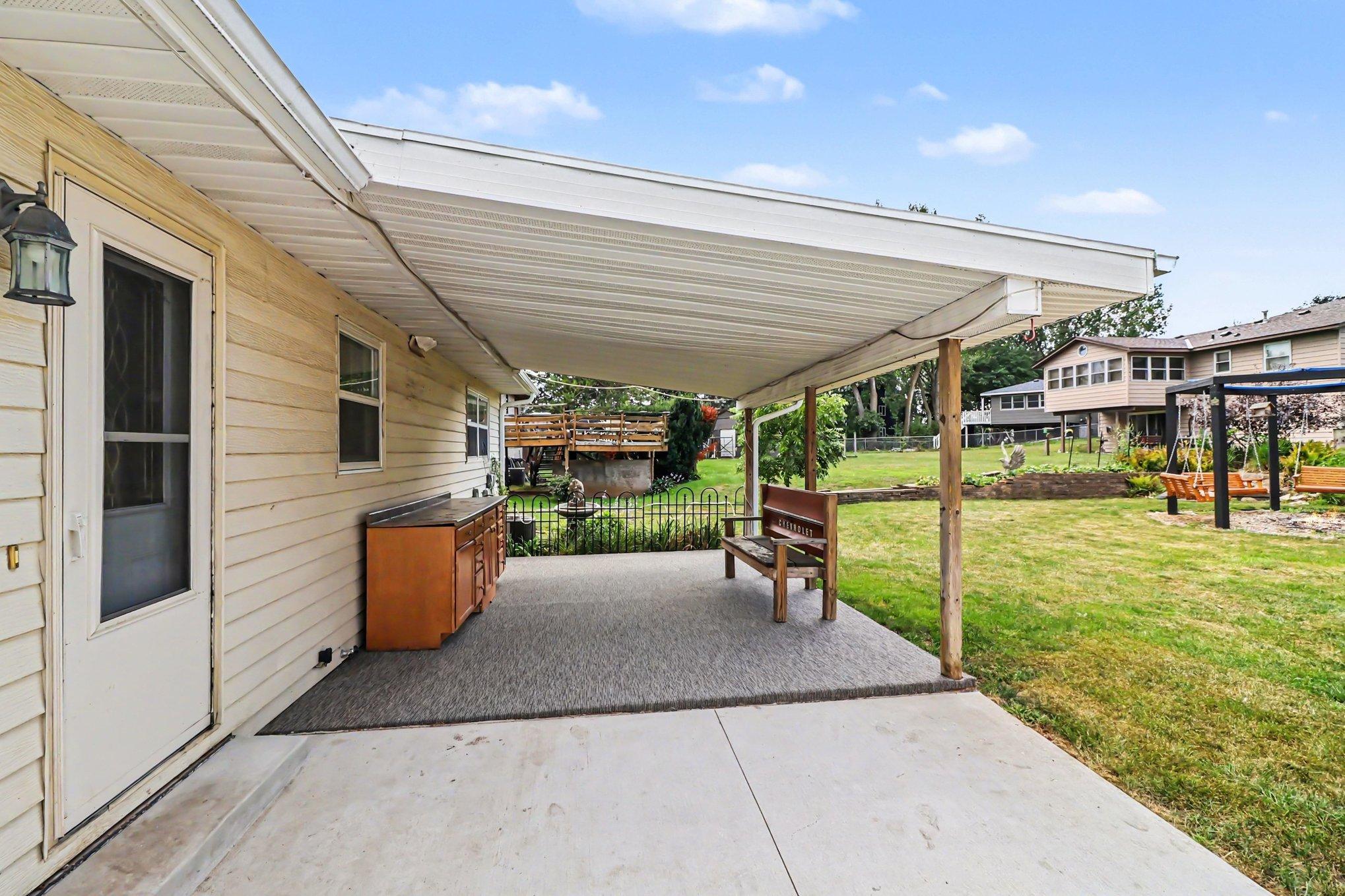 main property photo 22