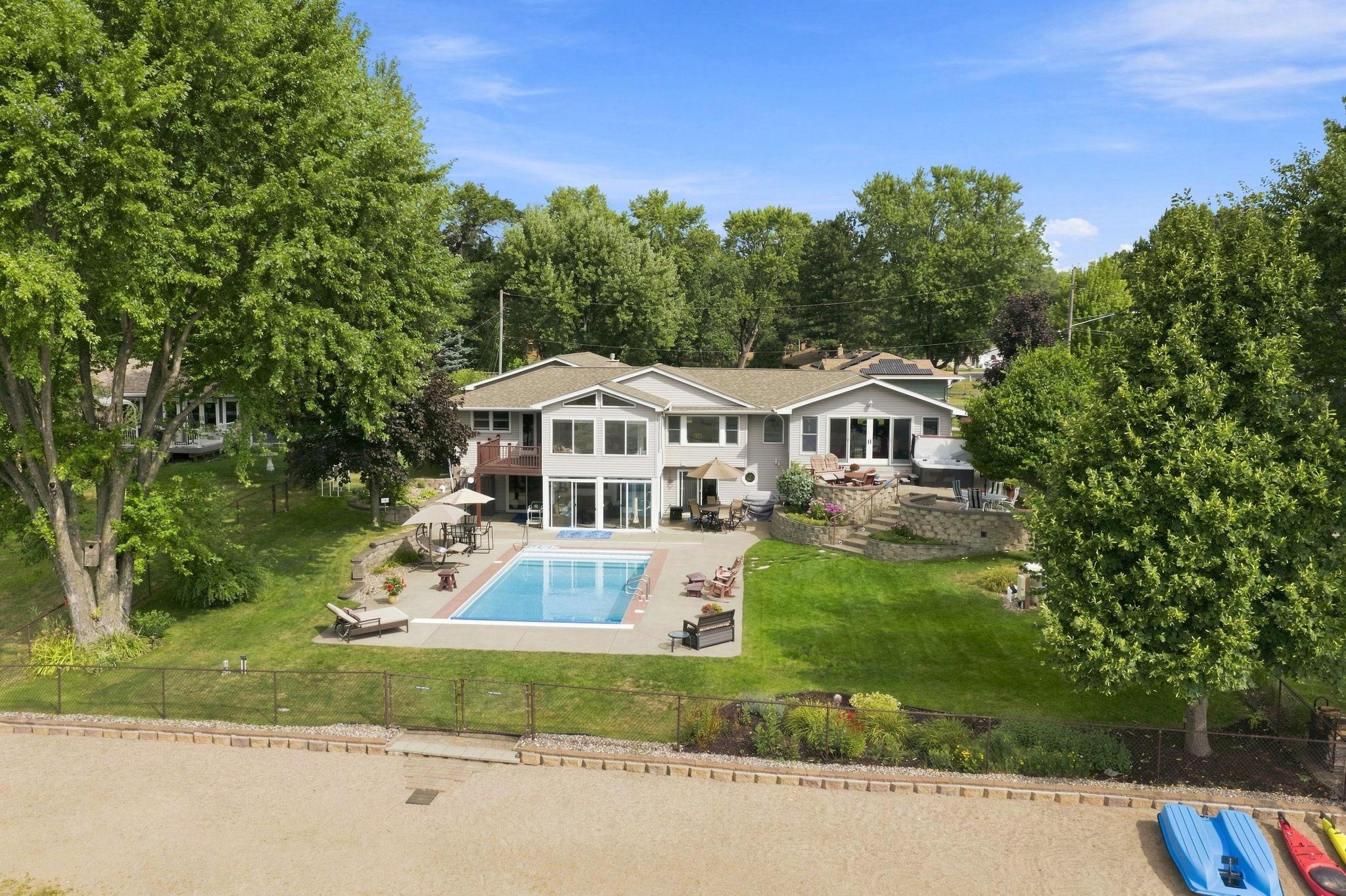 main property photo 68