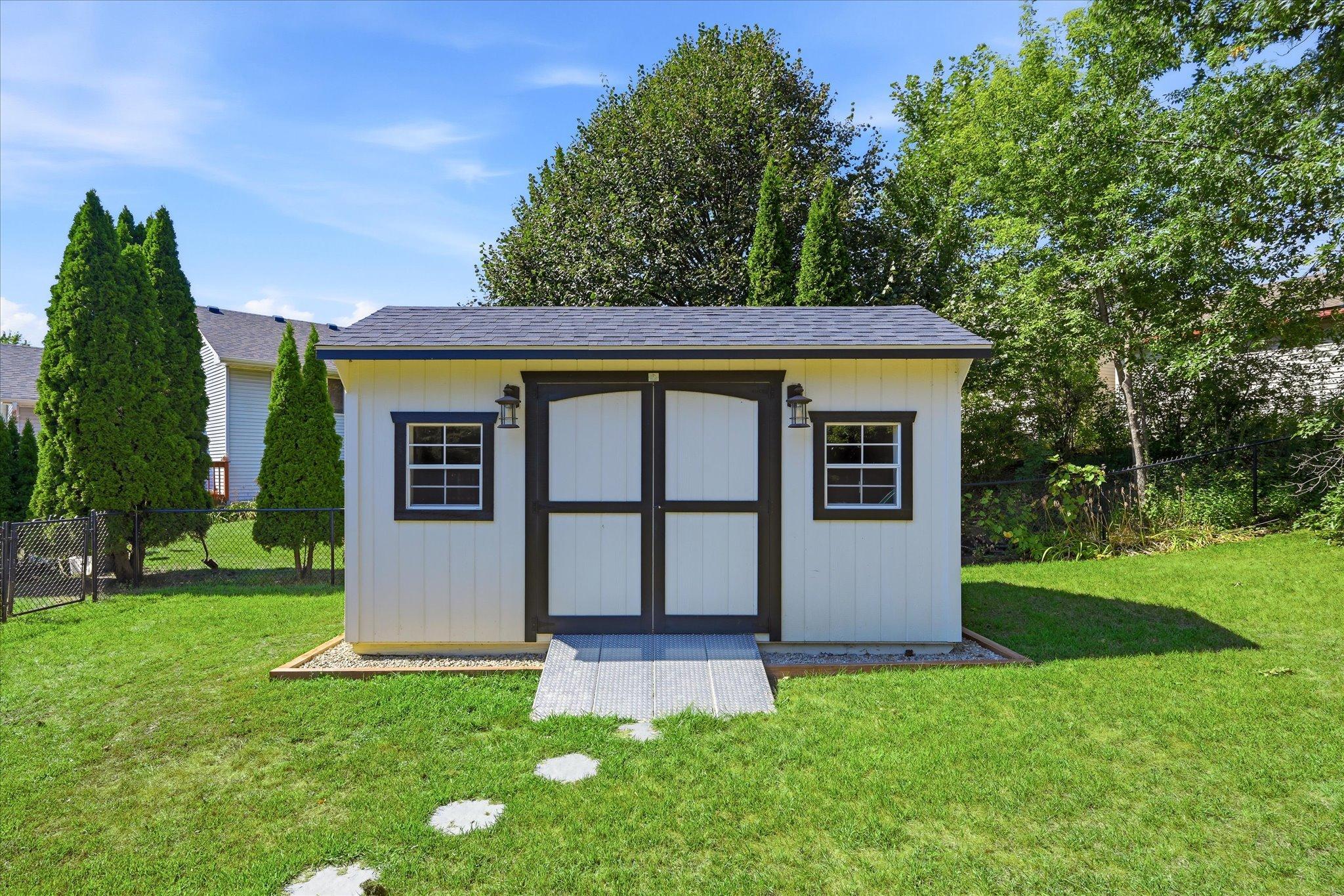 main property photo 47