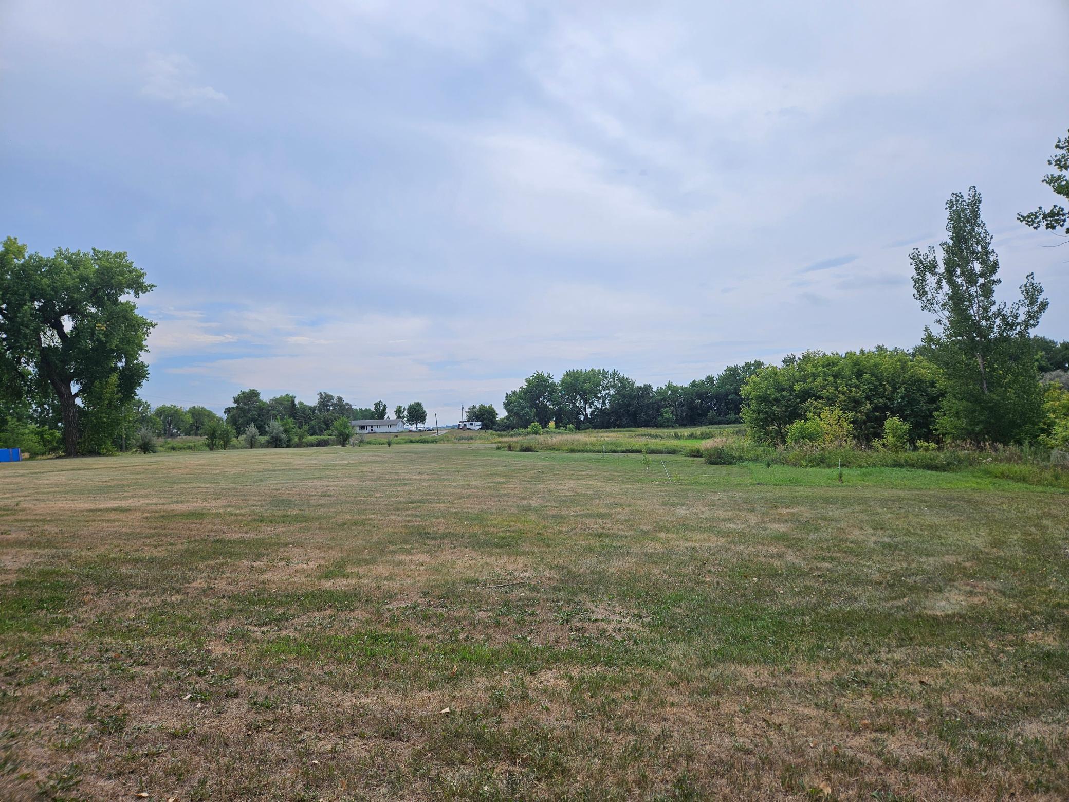 main property photo 11