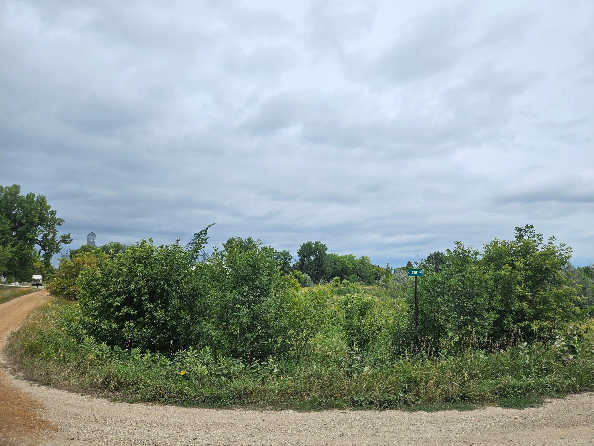 main property photo 18