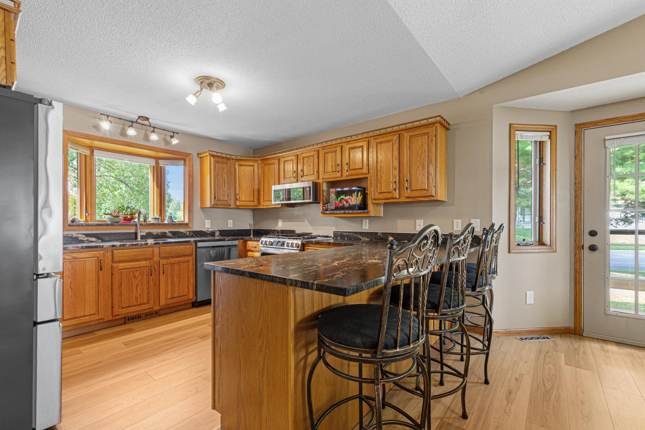 main property photo 16