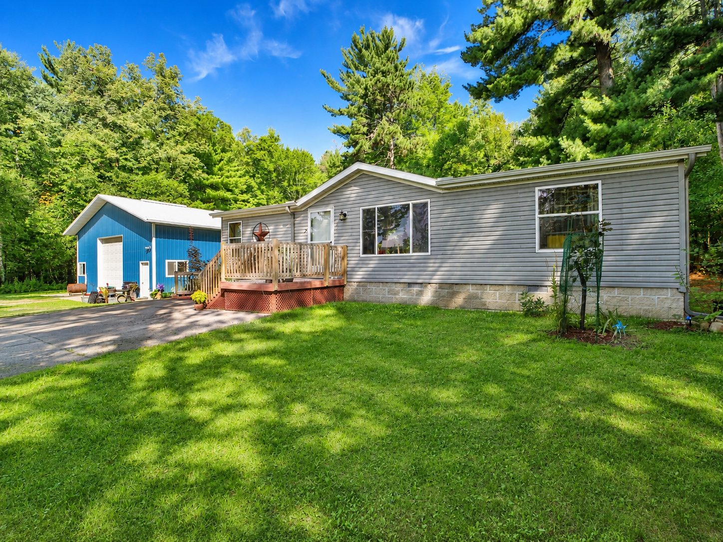 main property photo 26