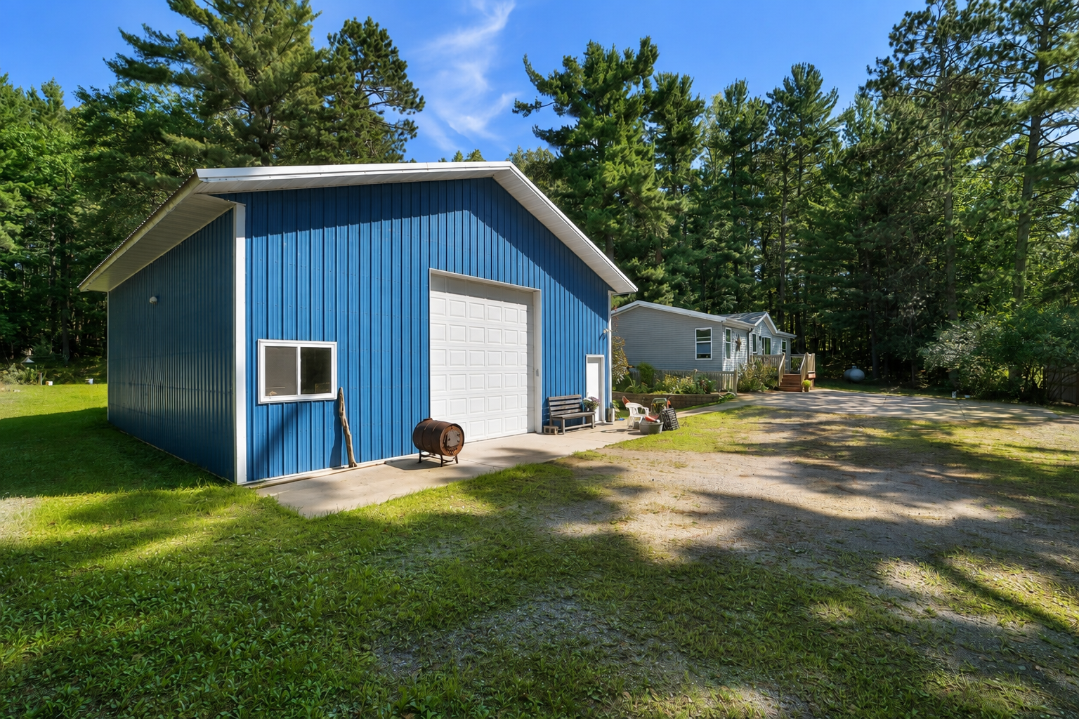 main property photo 41