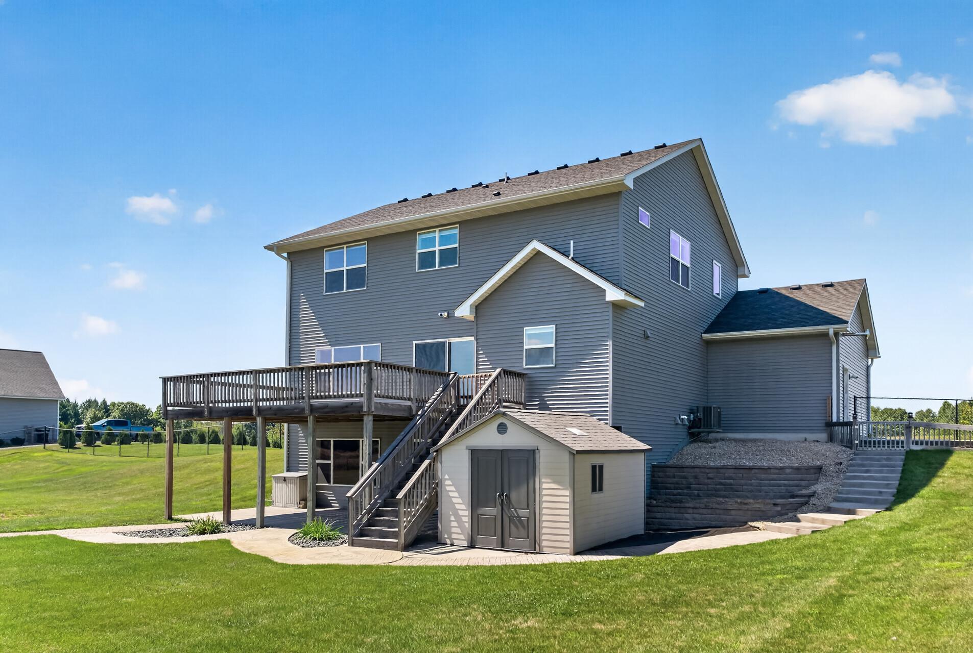 main property photo 27