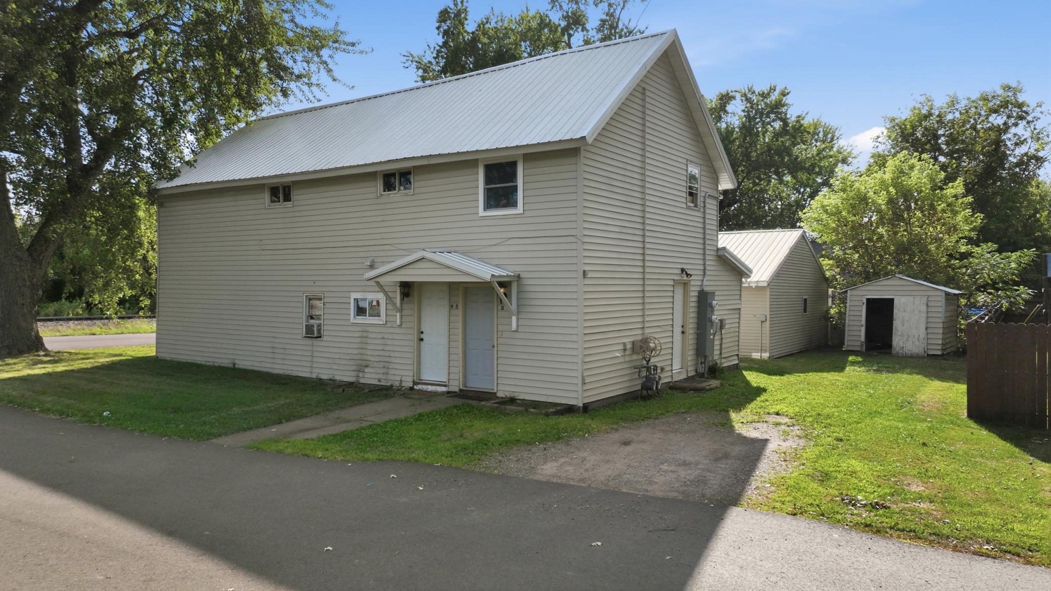 main property photo 20