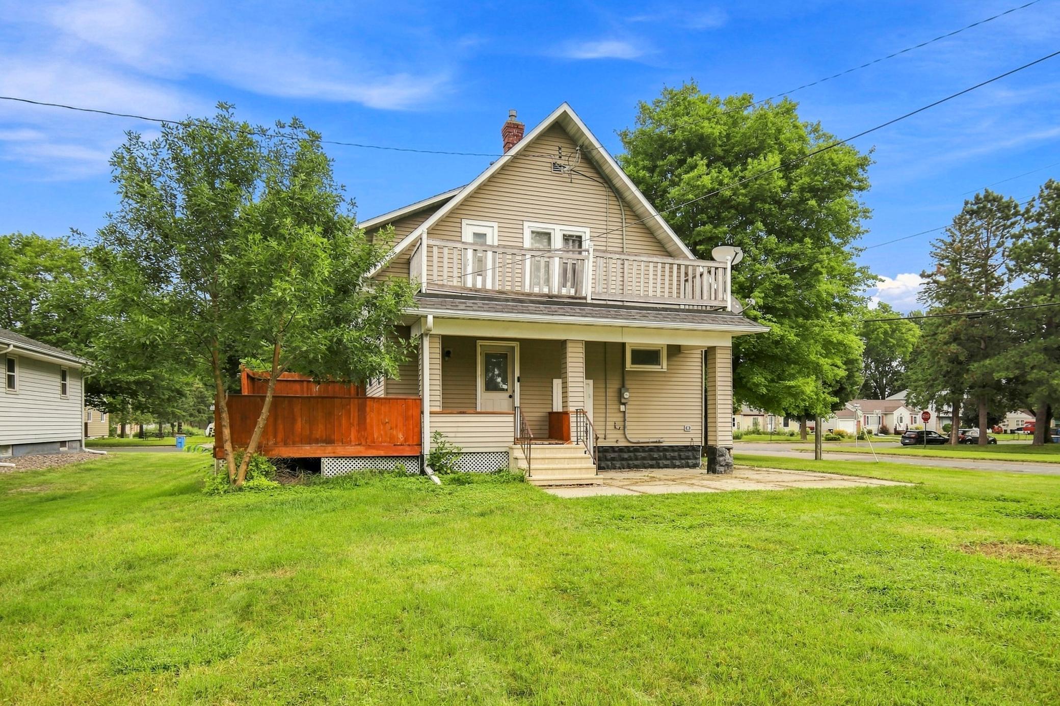 main property photo 8