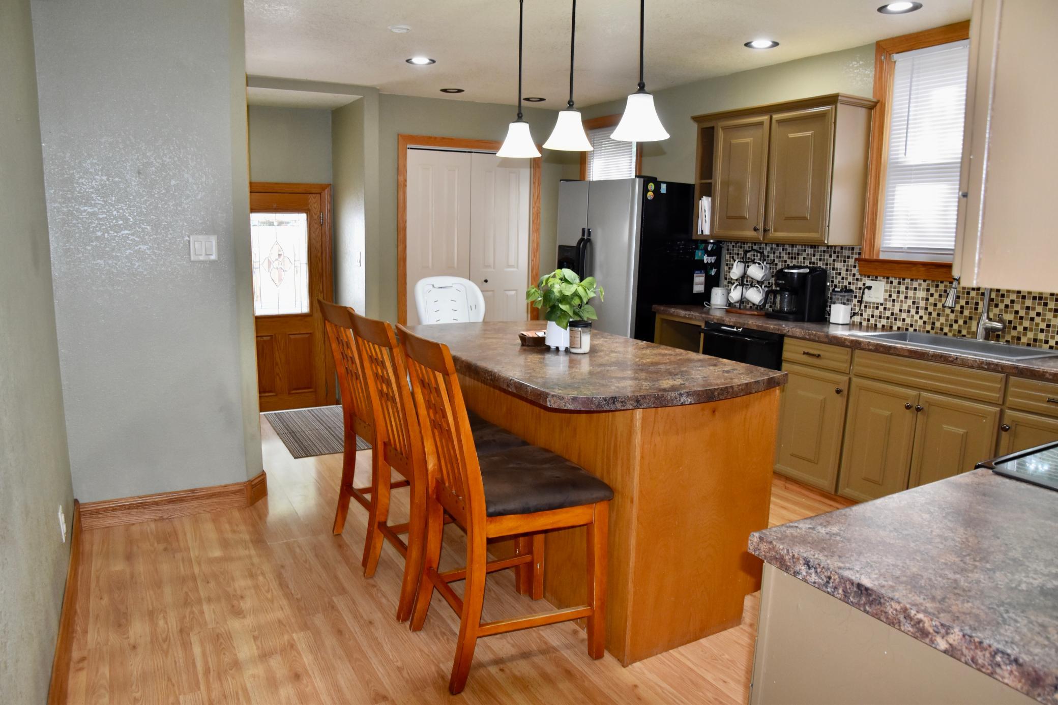 main property photo 16