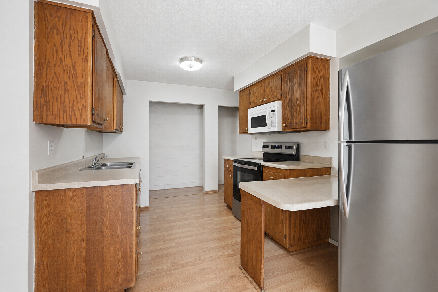 main property photo 5