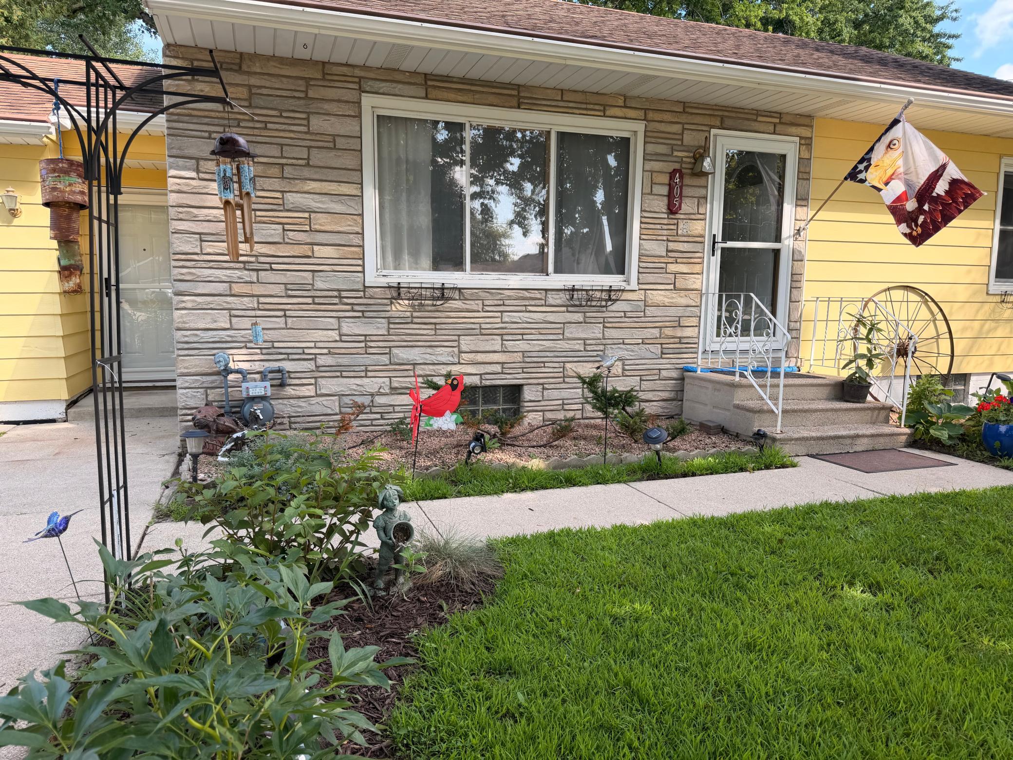 main property photo 2