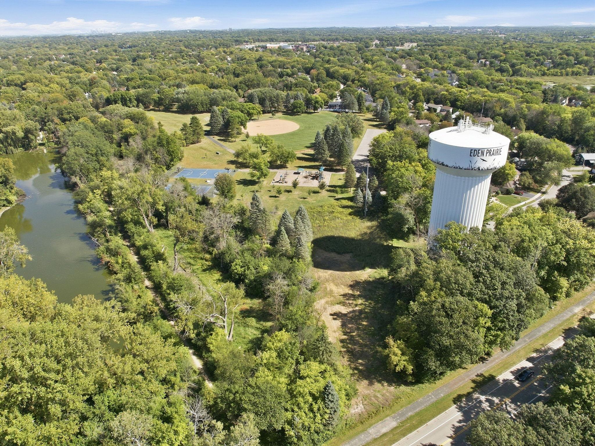 main property photo 66