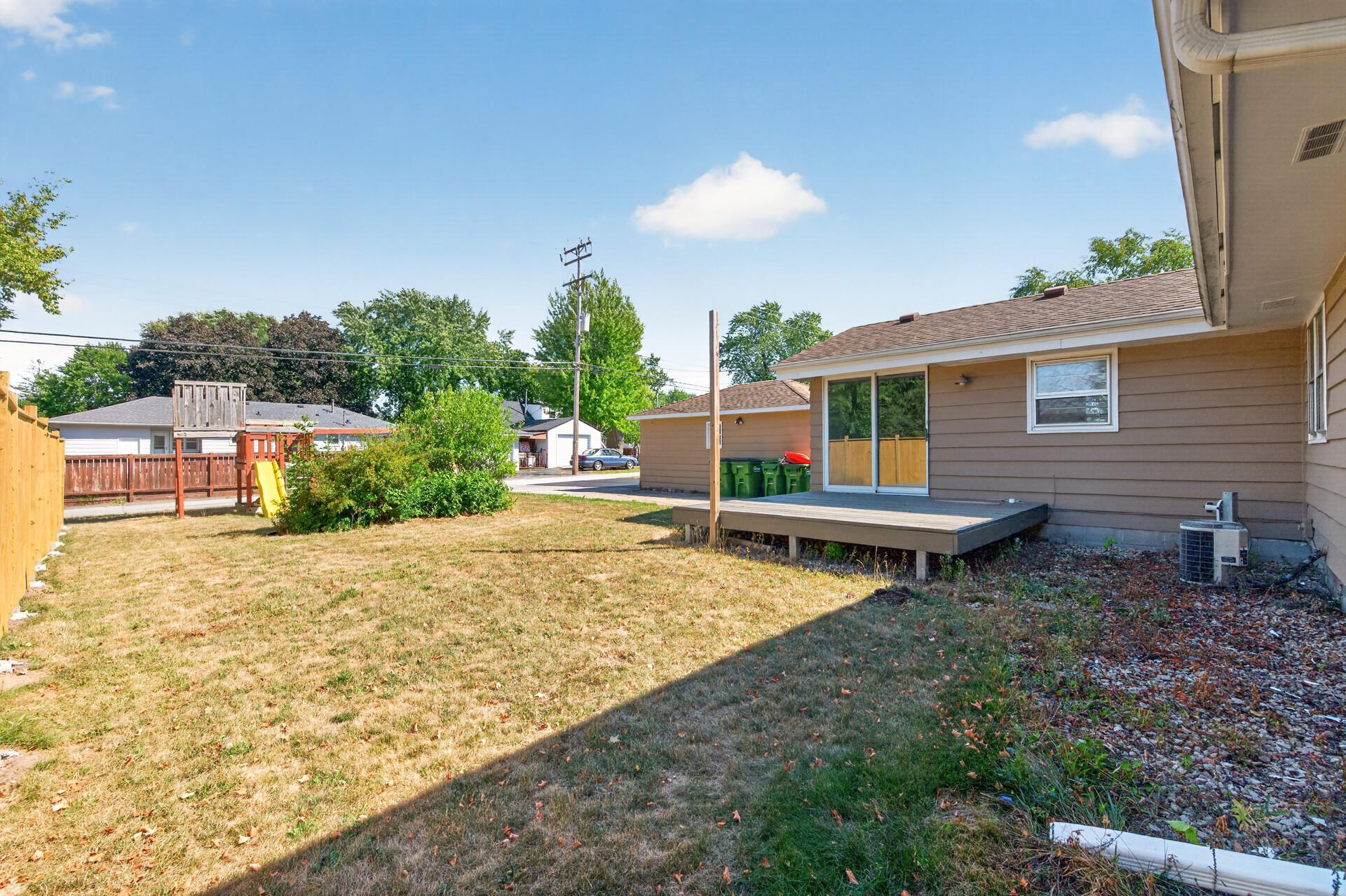 main property photo 23