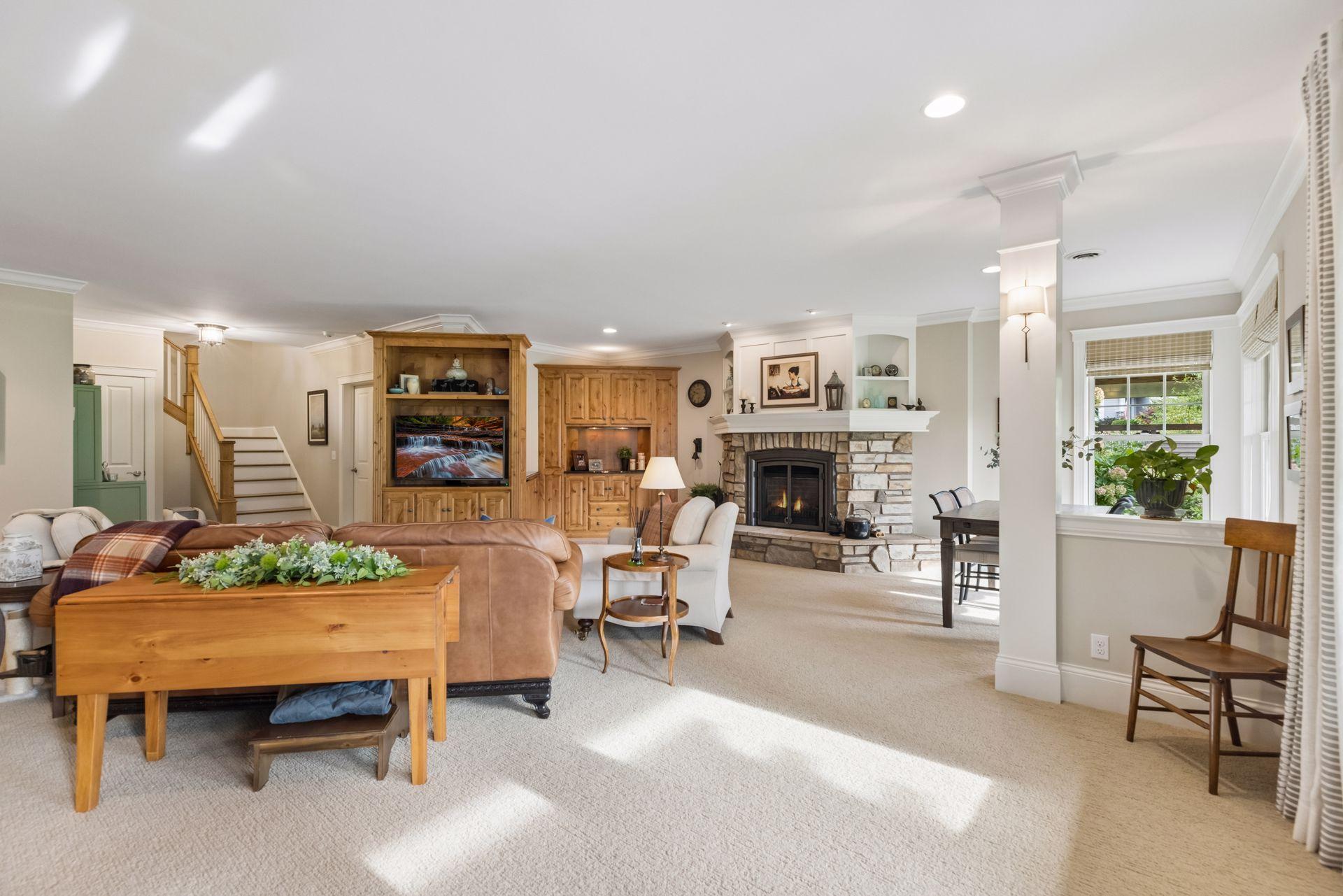 main property photo 79