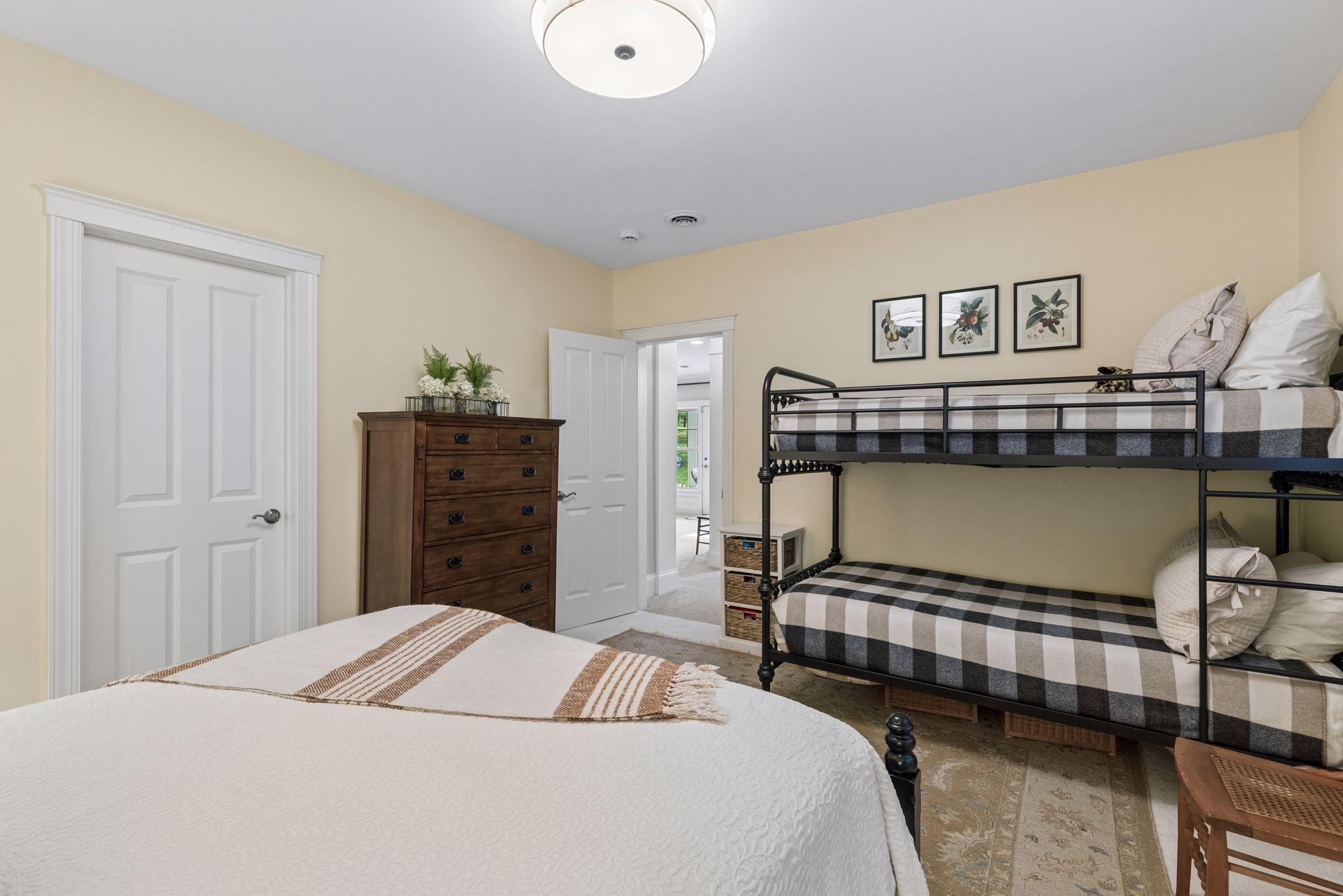 main property photo 81