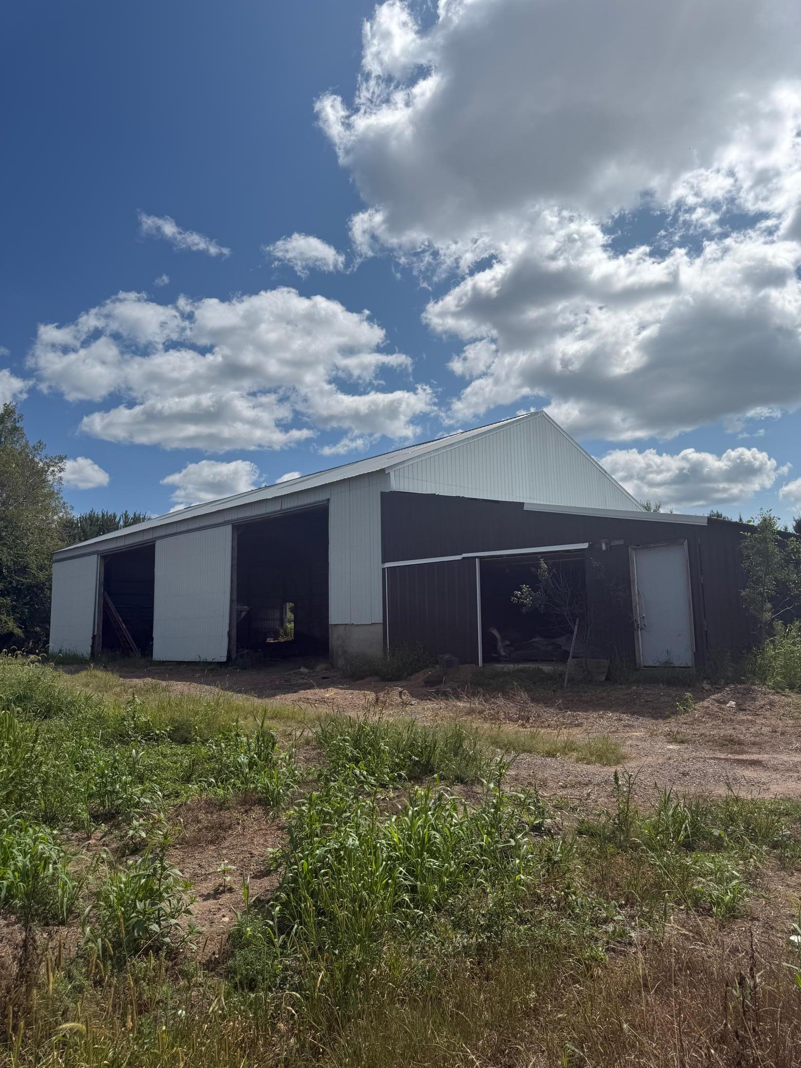 main property photo 47