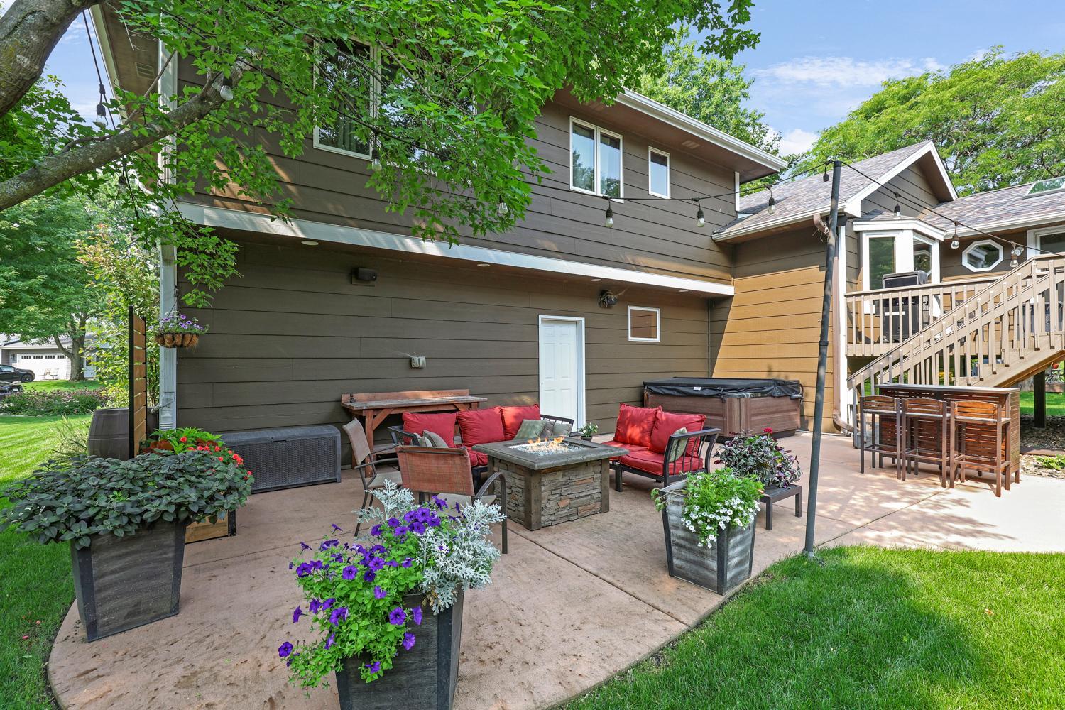 main property photo 23