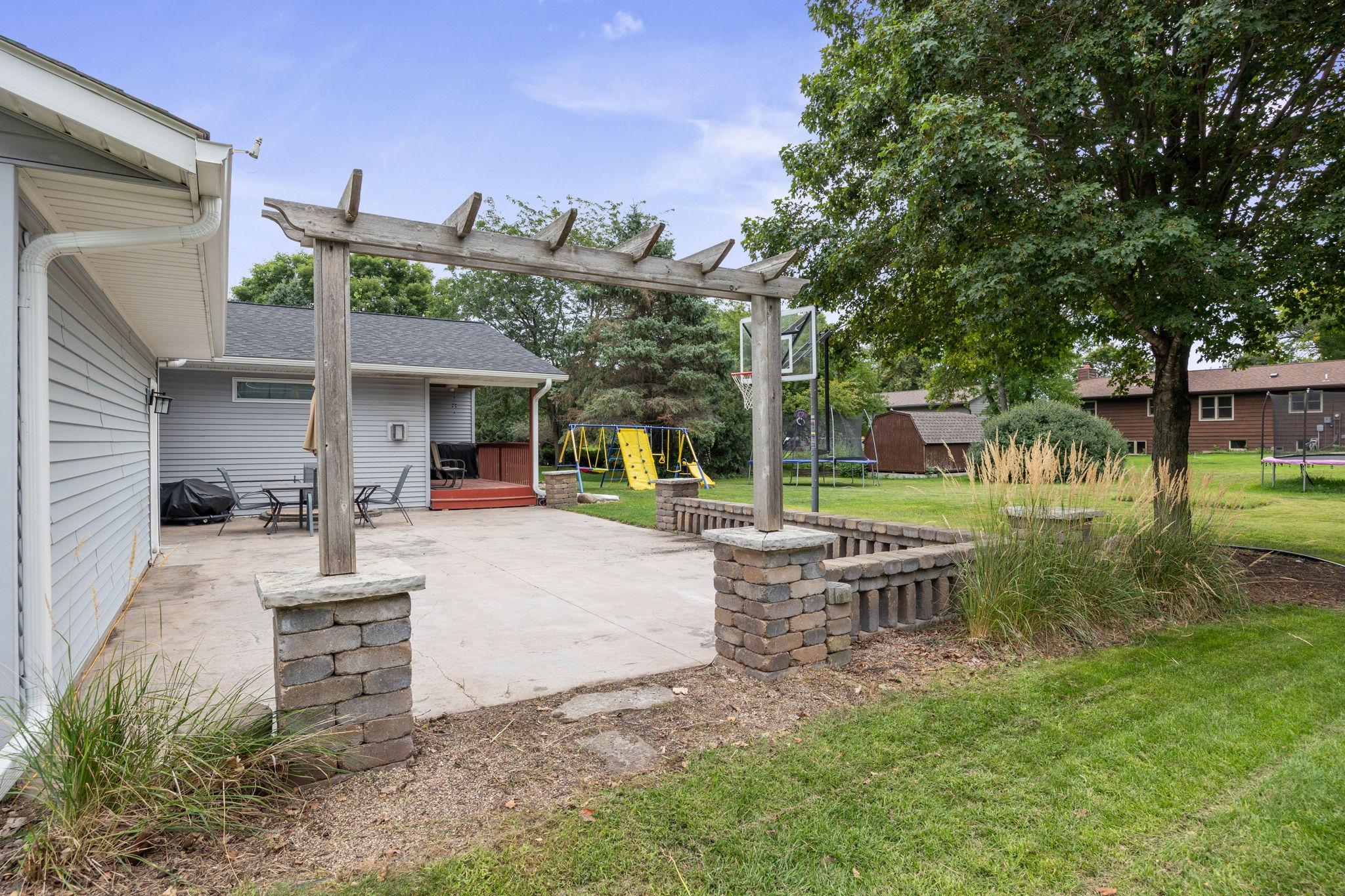 main property photo 19