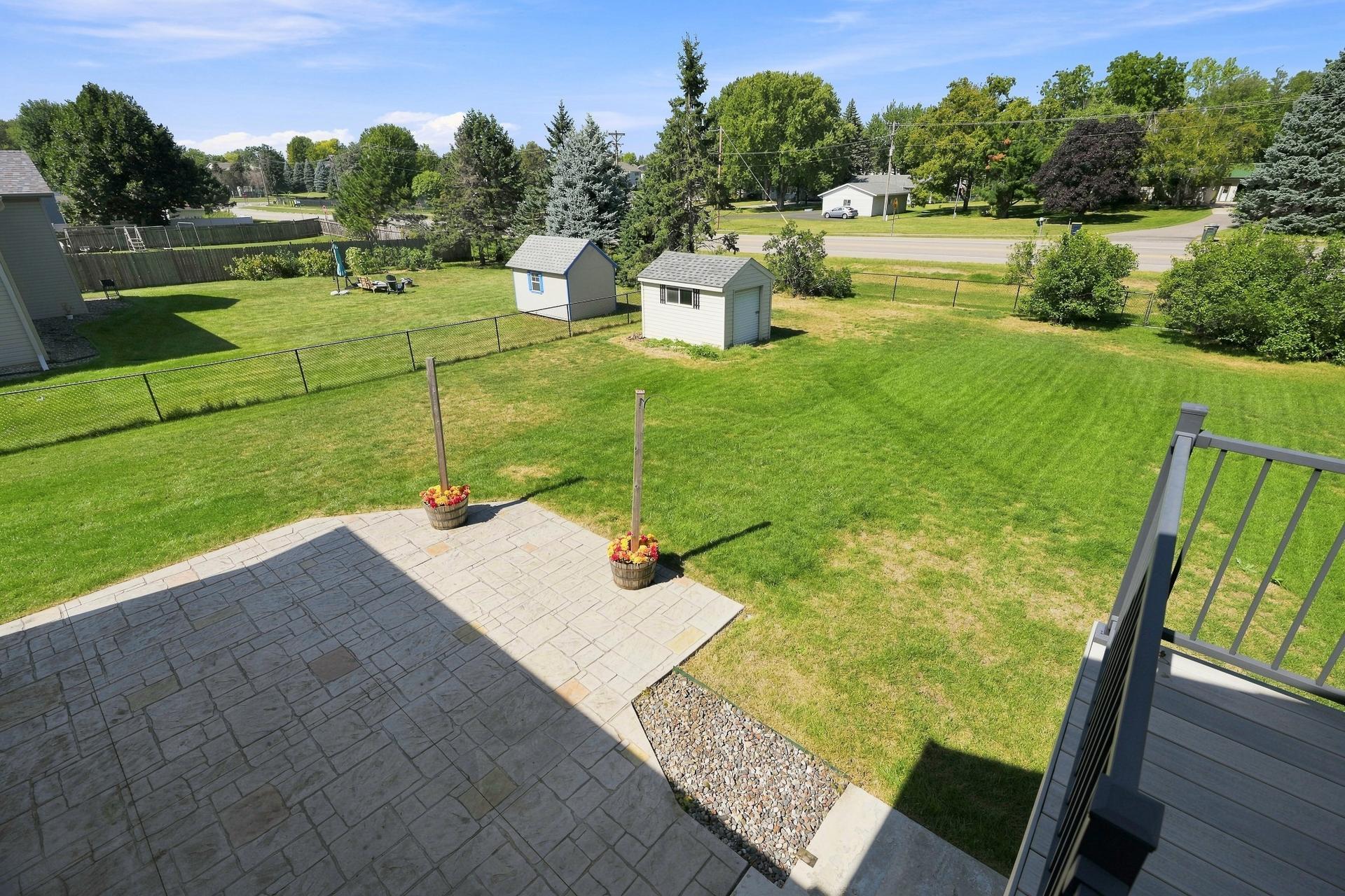 main property photo 16