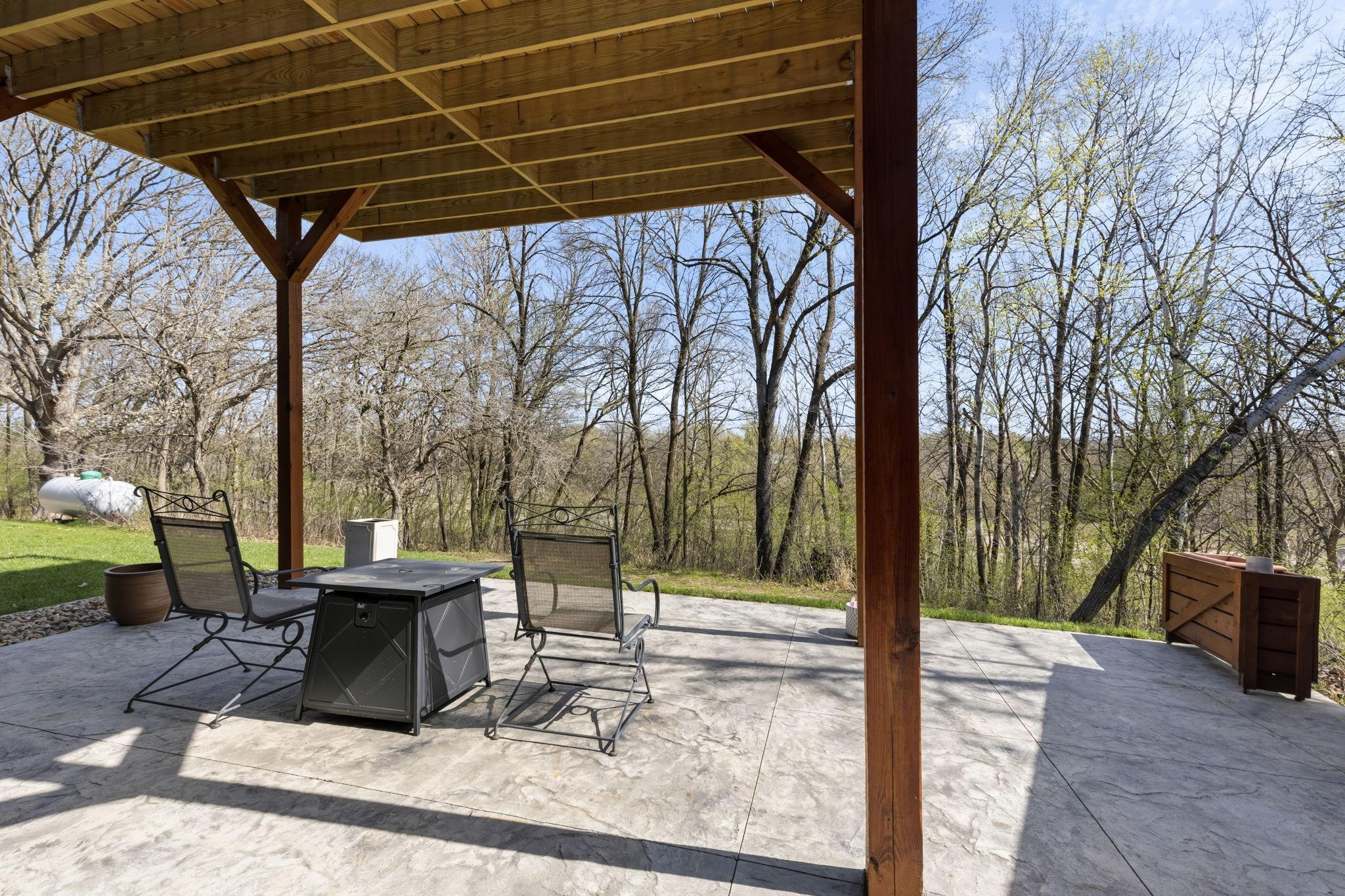 main property photo 50