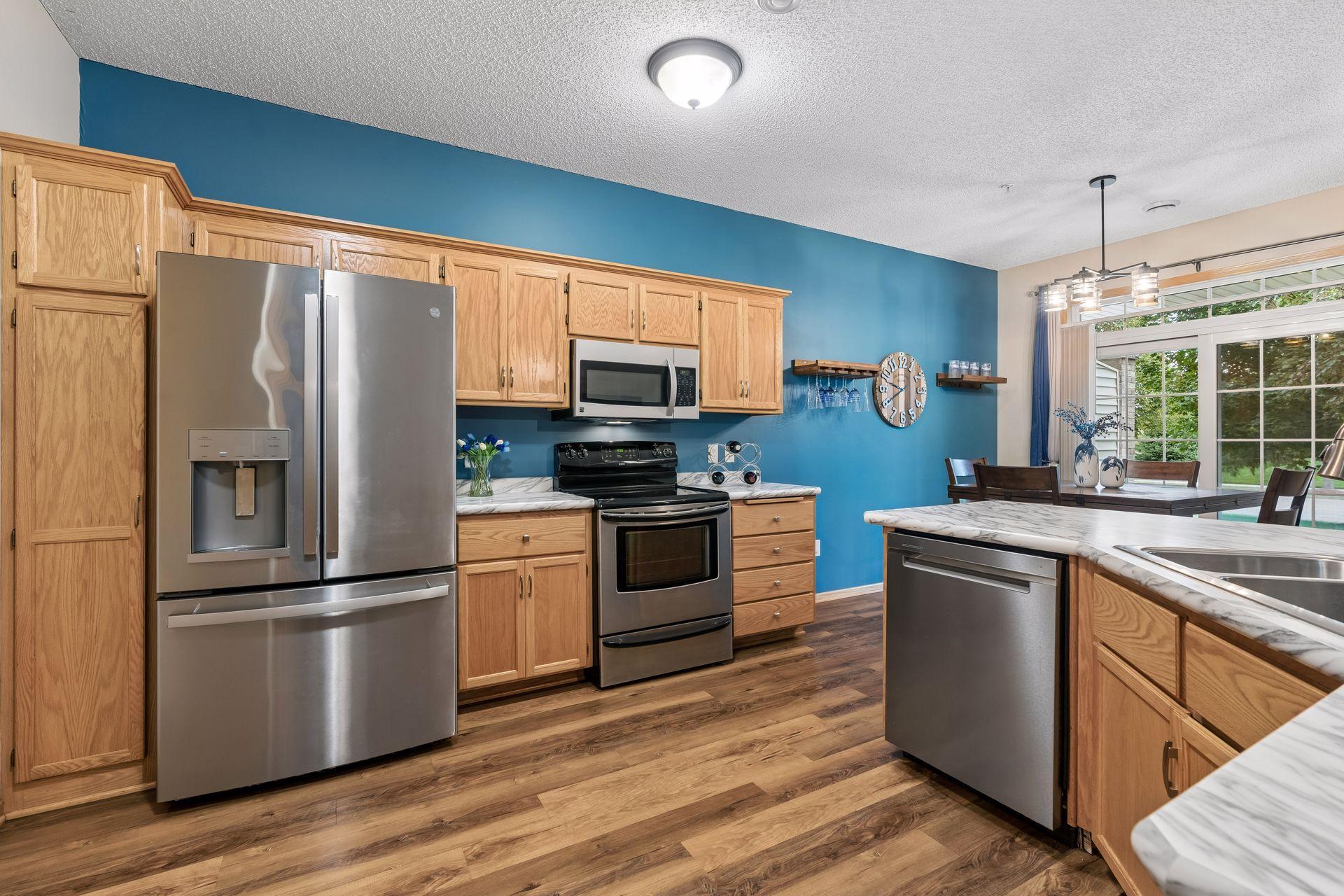 main property photo 8