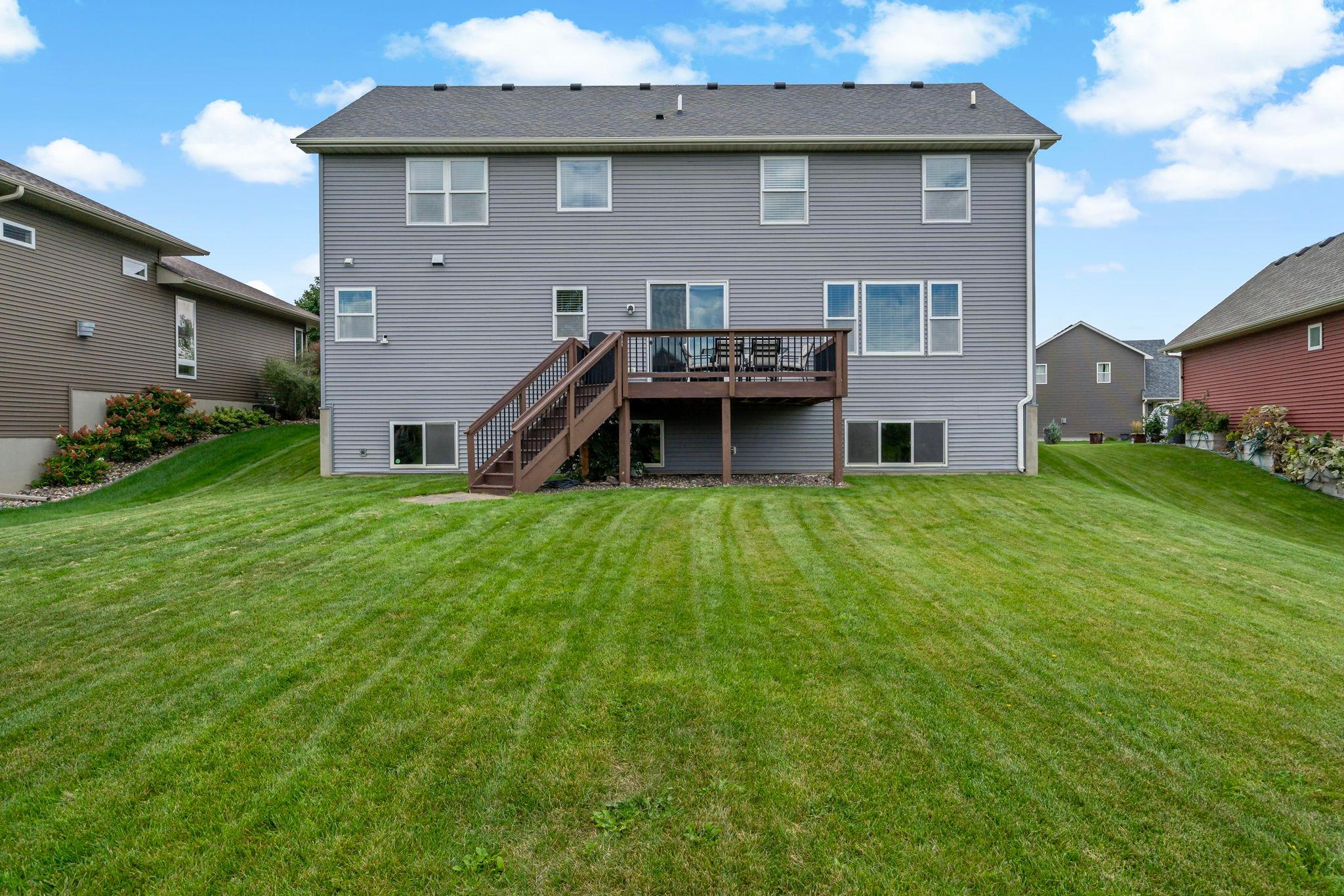 main property photo 40