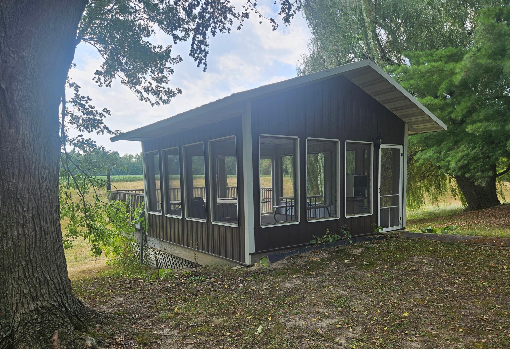 main property photo 22