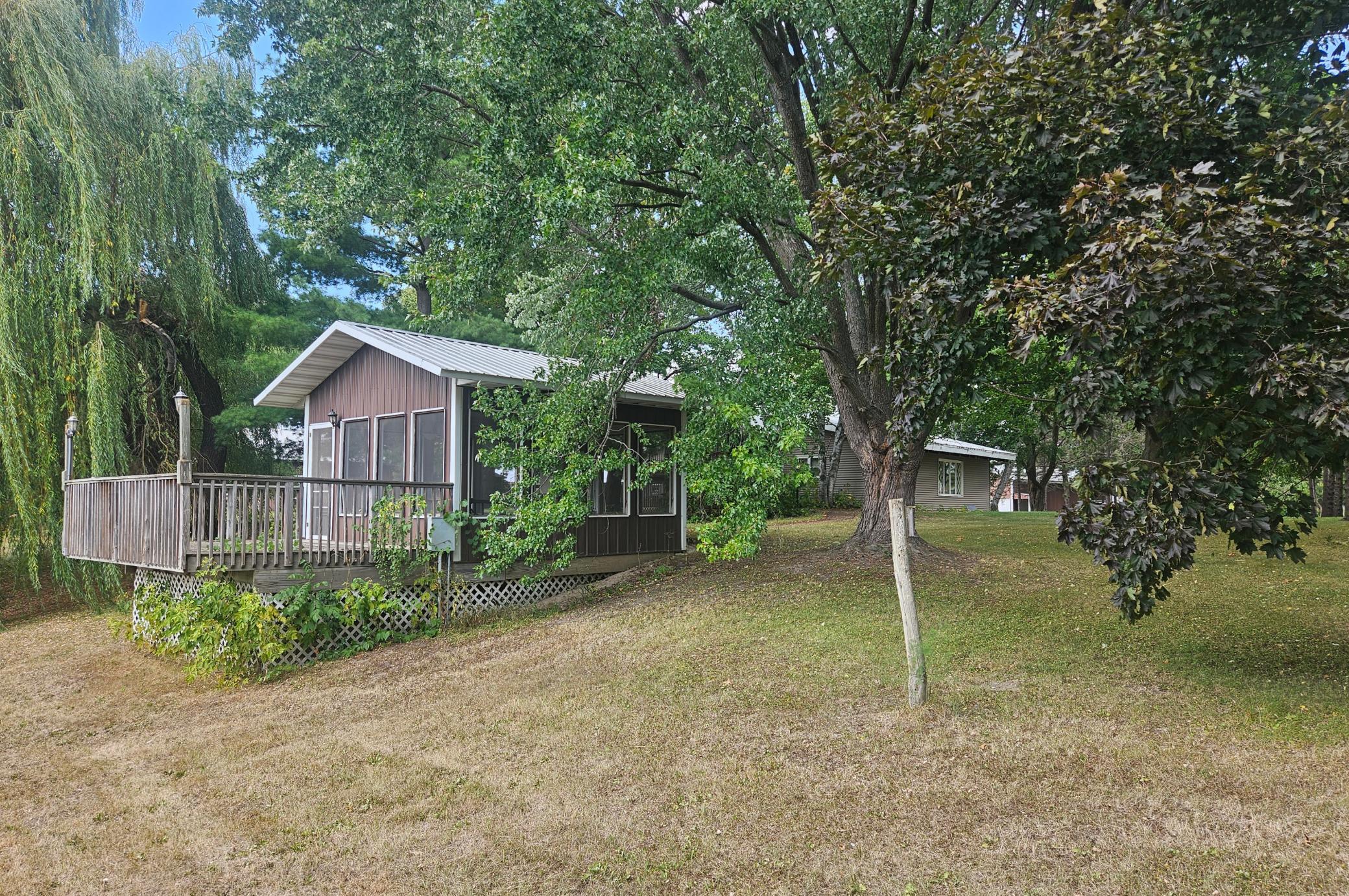 main property photo 23
