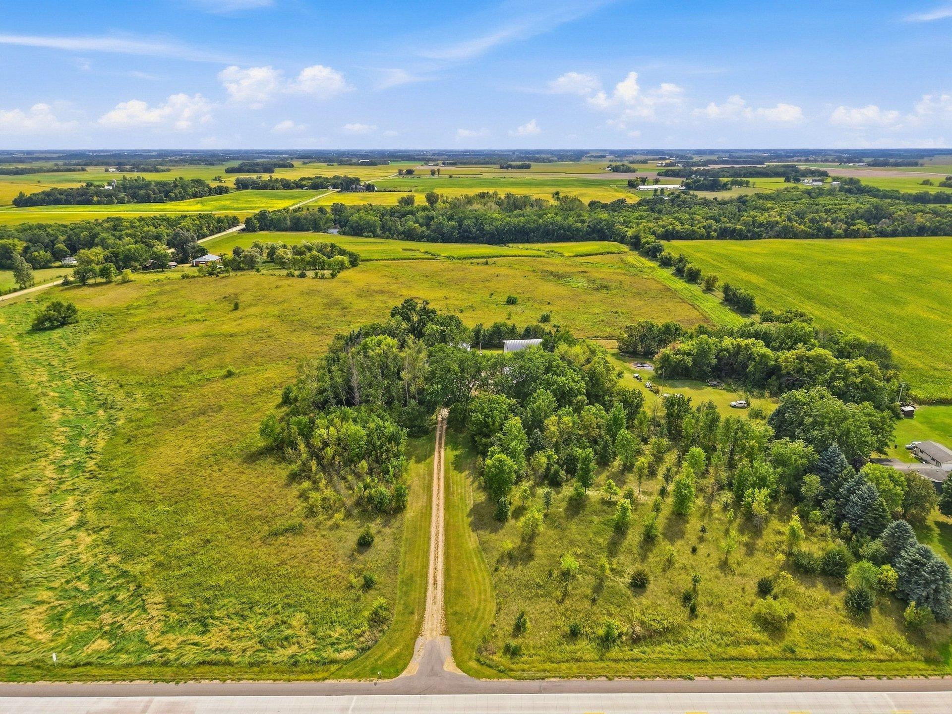main property photo 14