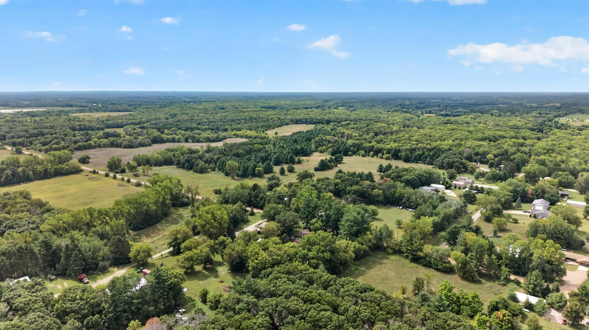 main property photo 40