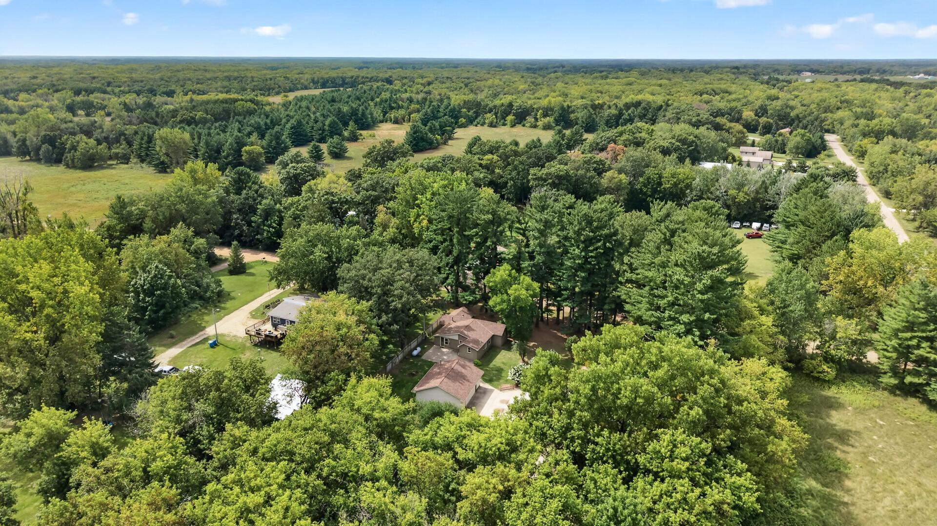 main property photo 41