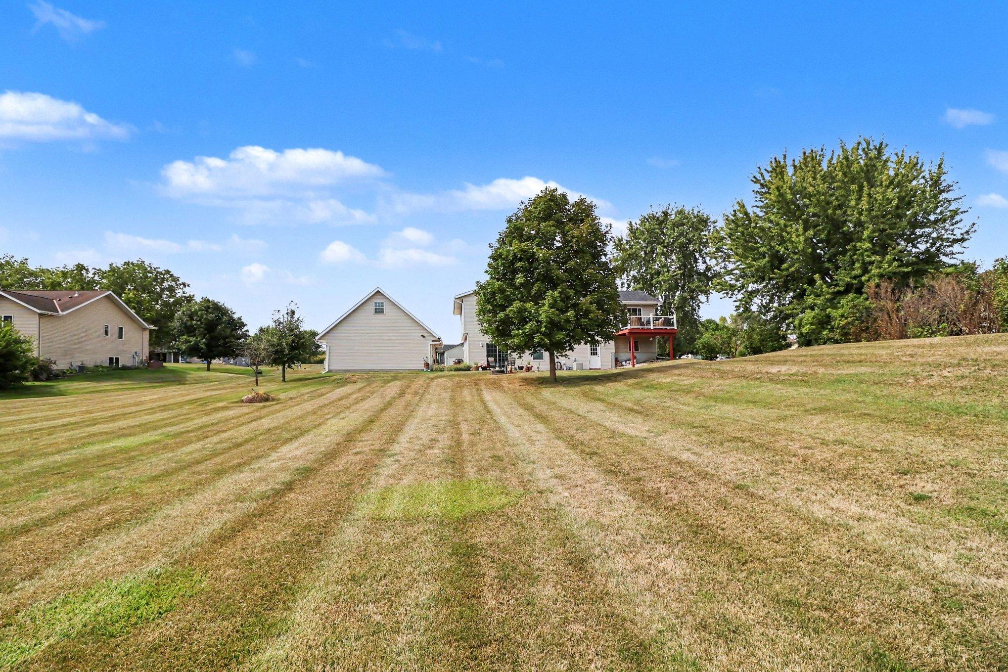 main property photo 32