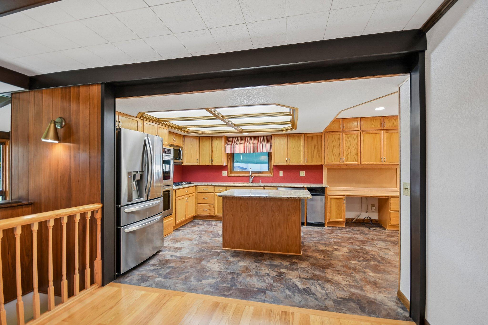main property photo 7
