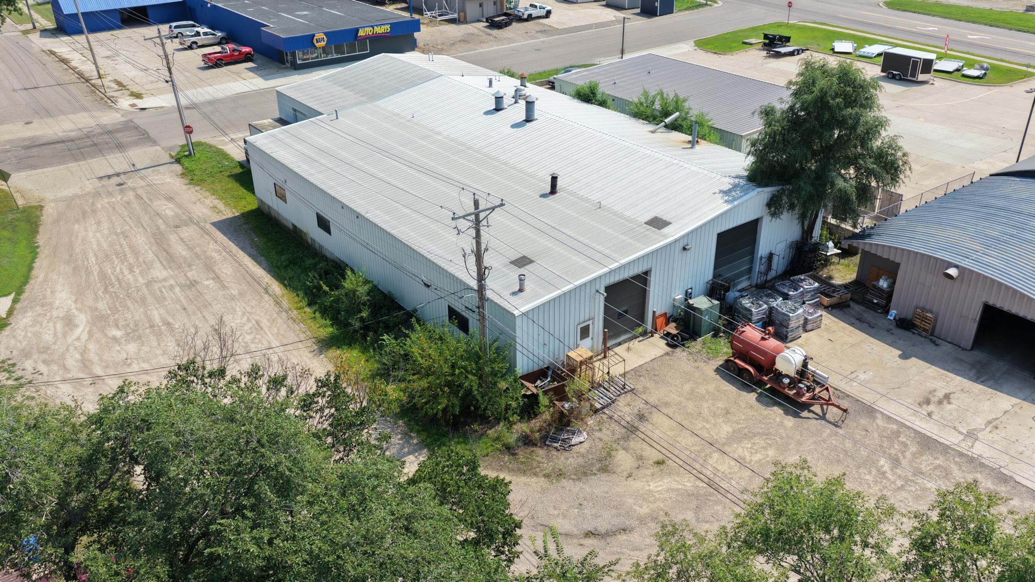 main property photo 3