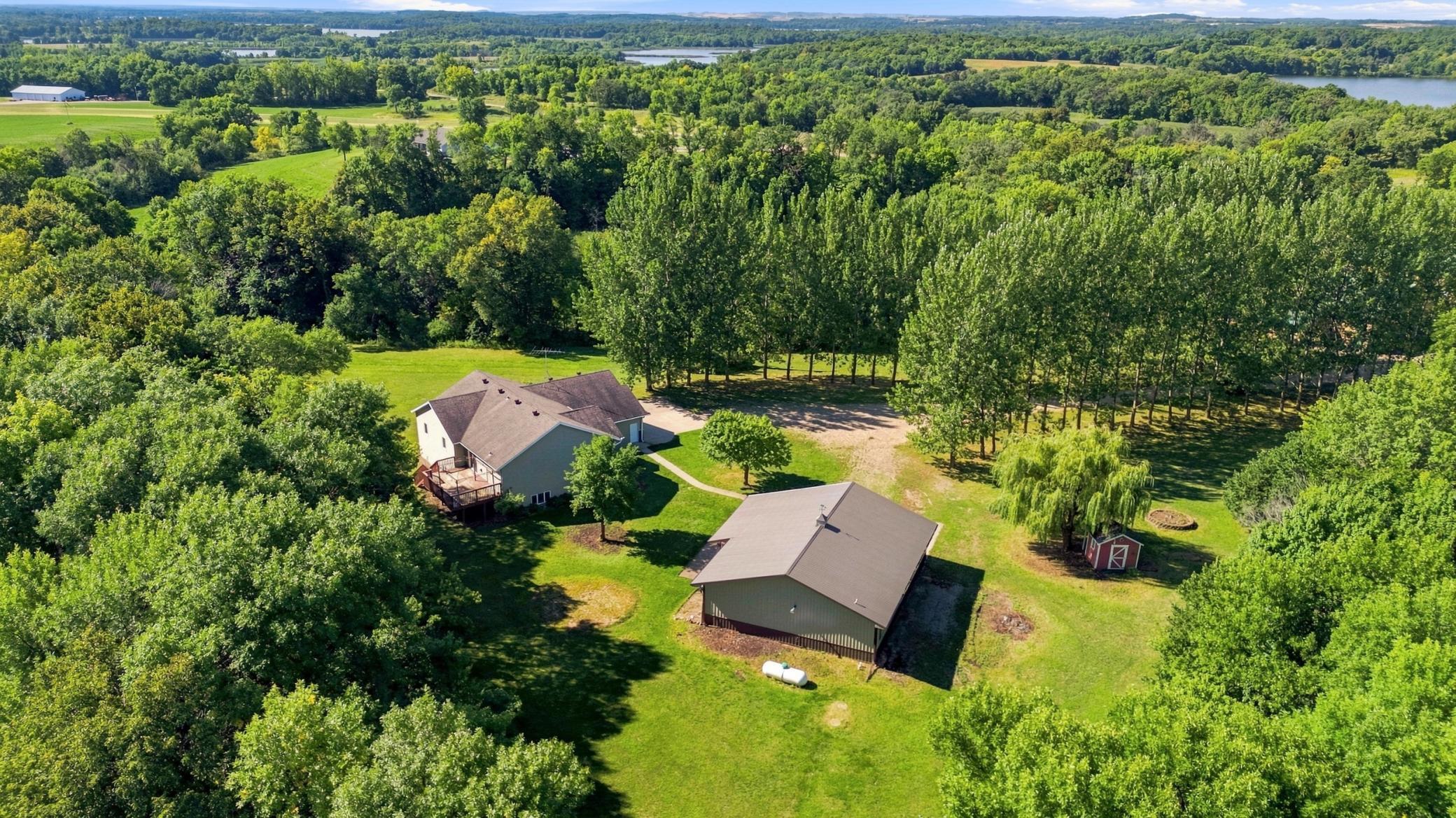 main property photo 32