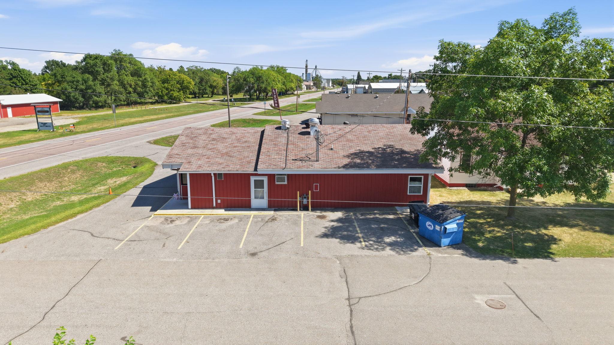 main property photo 41