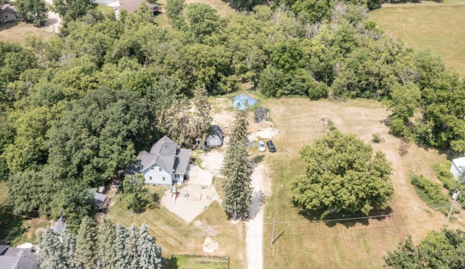 main property photo 38
