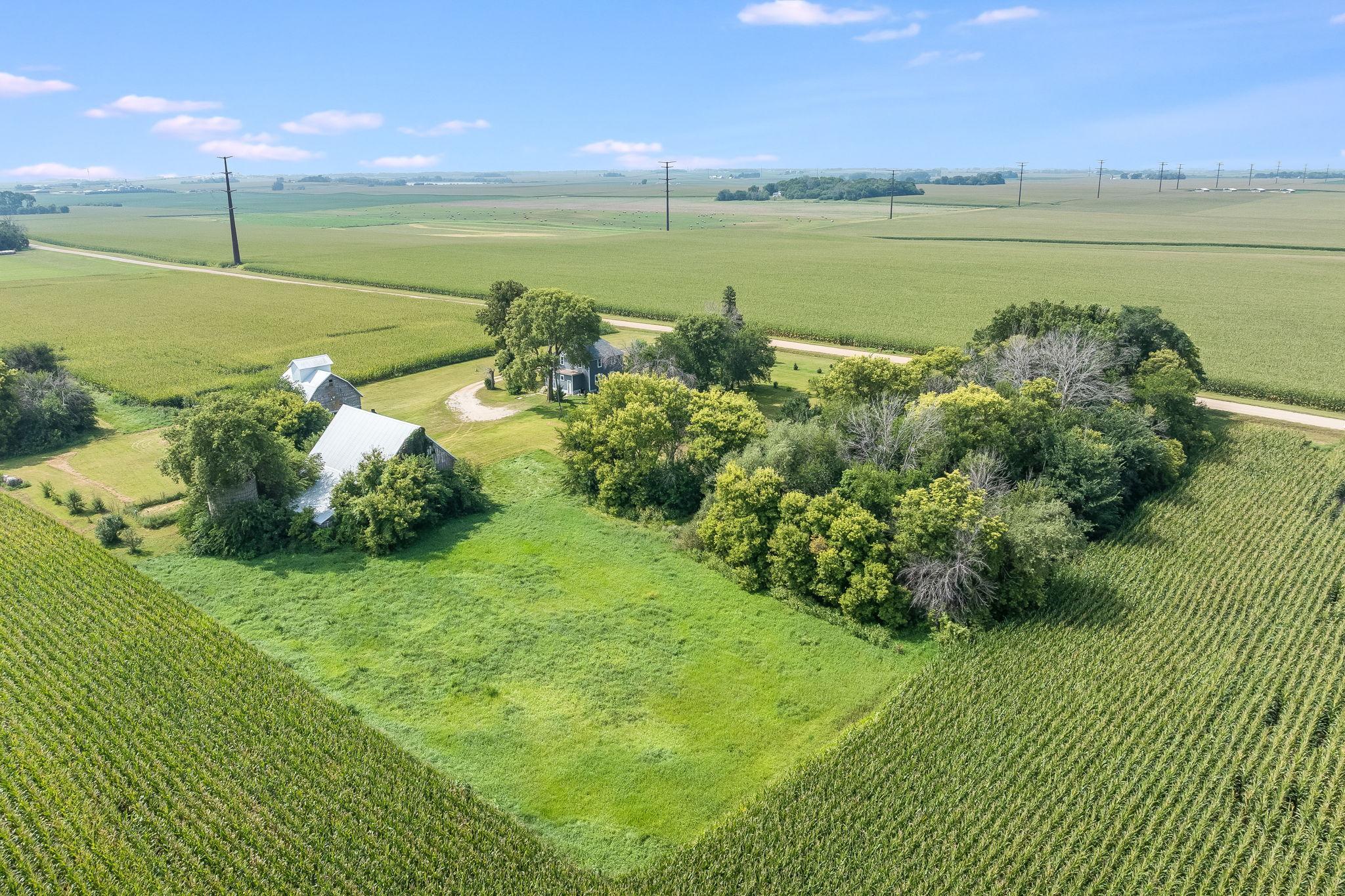 main property photo 18