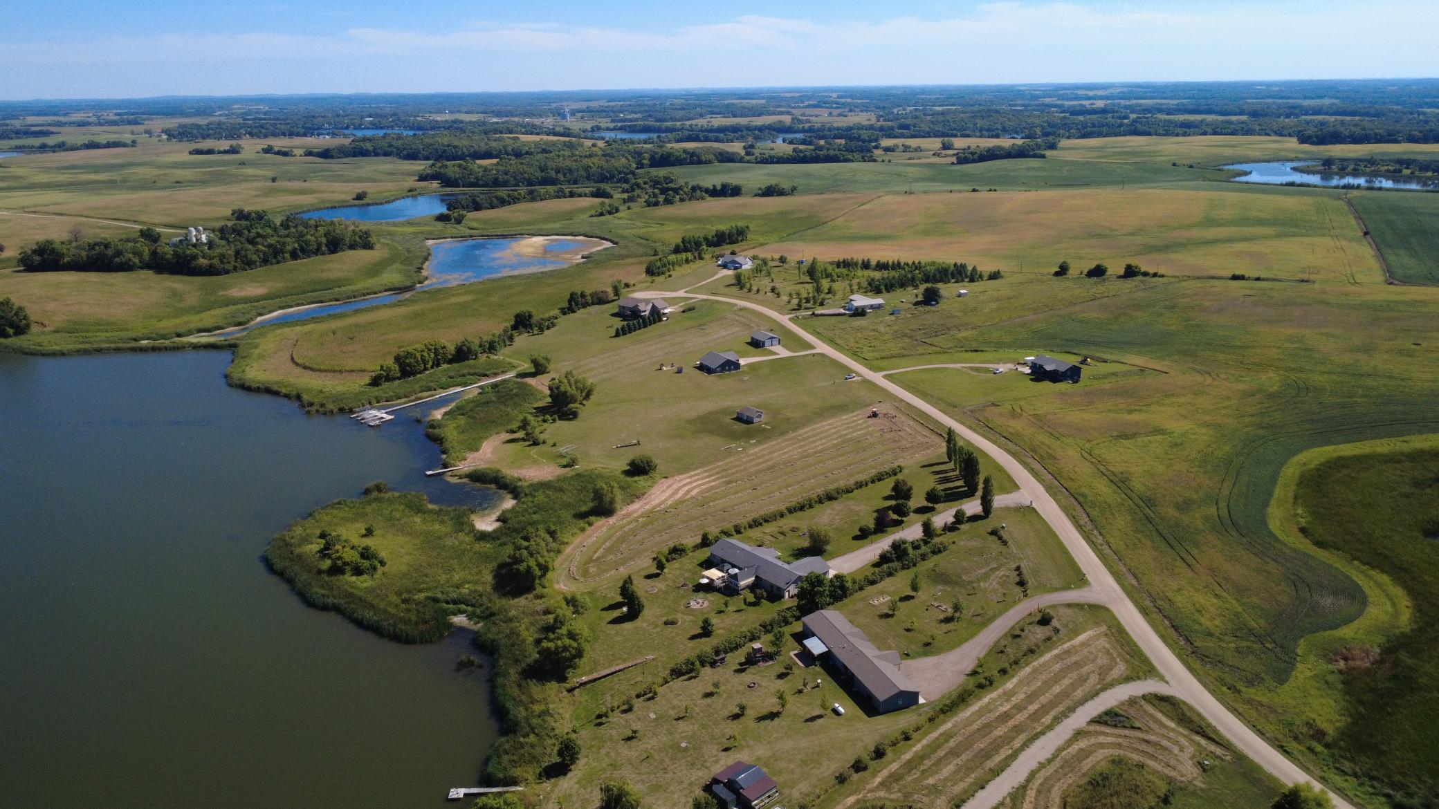 main property photo 31